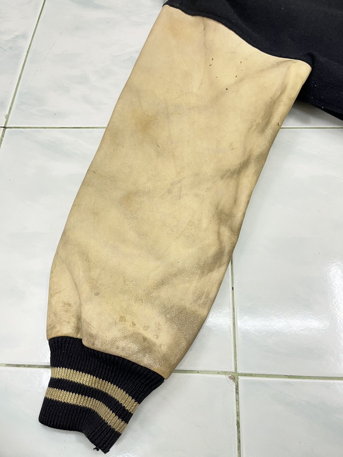 Vintage 🔥🔥🔥STEALS VTG VAN JAC VAN GUARDS AMERICAN FOOTBAL TEAM Size US M / EU 48-50 / 2 - 15 Thumbnail