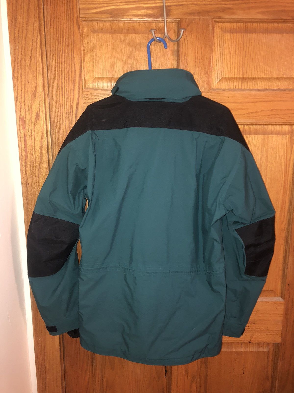 Goretex × Vintage Alpine Design ‘Gore-Tex’ Jacket Size US L / EU 52-54 / 3 - 3 Thumbnail