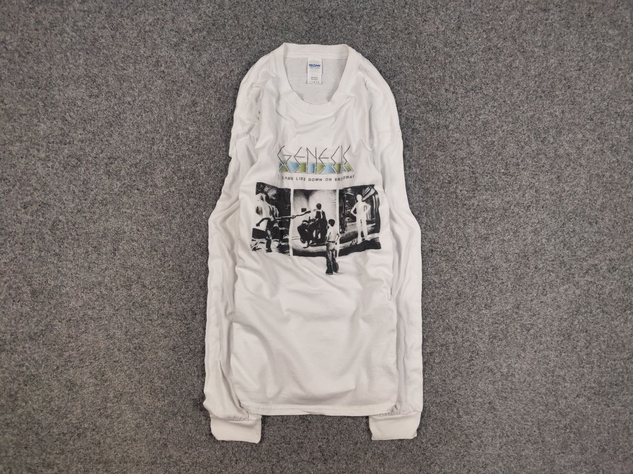 Band Tees Vintage Genesis Lamb Lies Down Broadway Long Sleeve t shirt Size US L / EU 52-54 / 3 - 1 Thumbnail