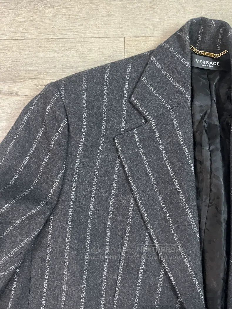 Versace Versace Classic wool striped blazer Size US XS / EU 42 / 0 - 4 Thumbnail