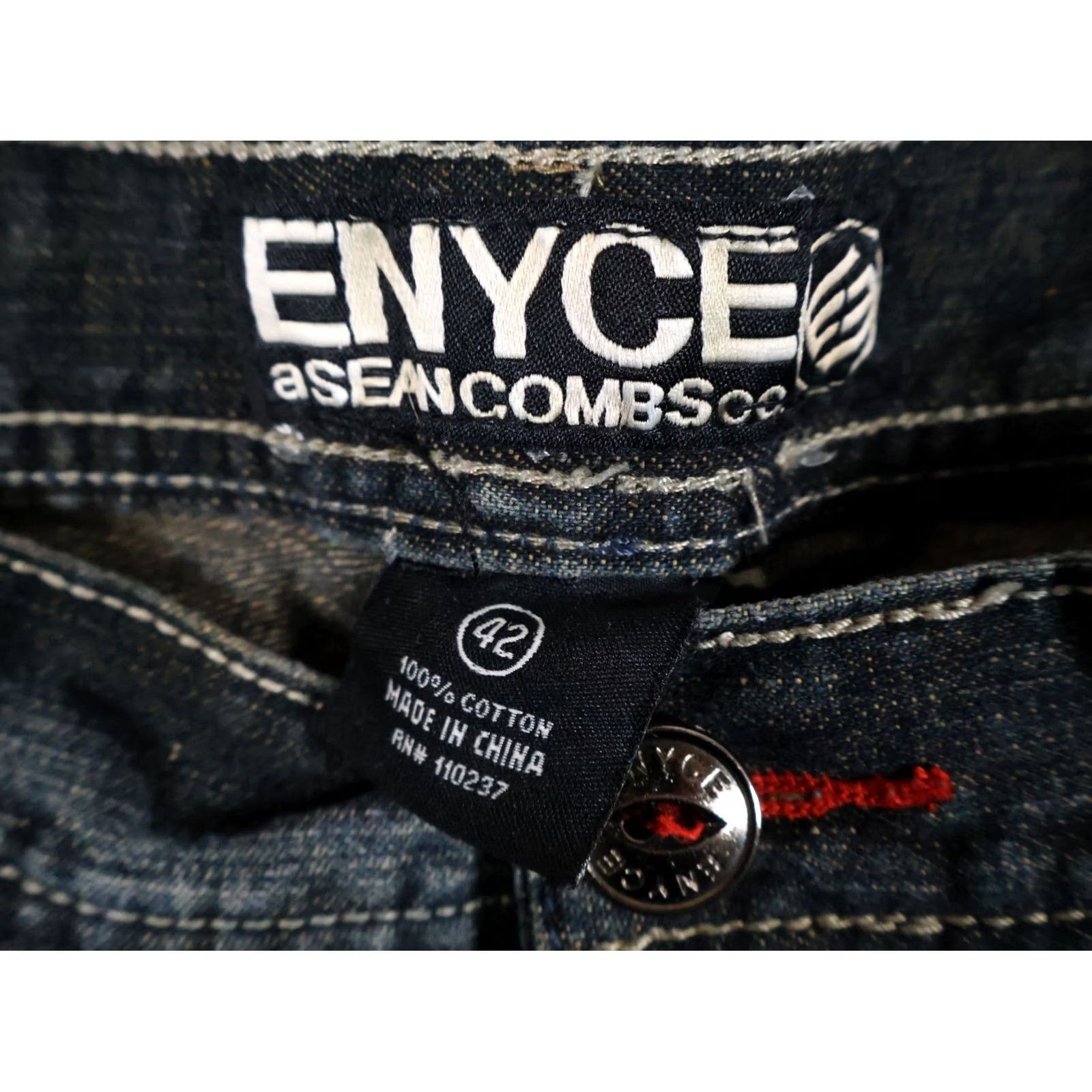 Enyce VINTAGE enyce Jeans Mens 42 x 32 Blue Denim Zip Pocket Baggy Fit VTG Y2K Jeans Mens 42 Blue Denim Zip Pocket Baggy Fit 90s Hip Hop Retro Mens Jeans Size US 42 / EU 58 - 3 Thumbnail