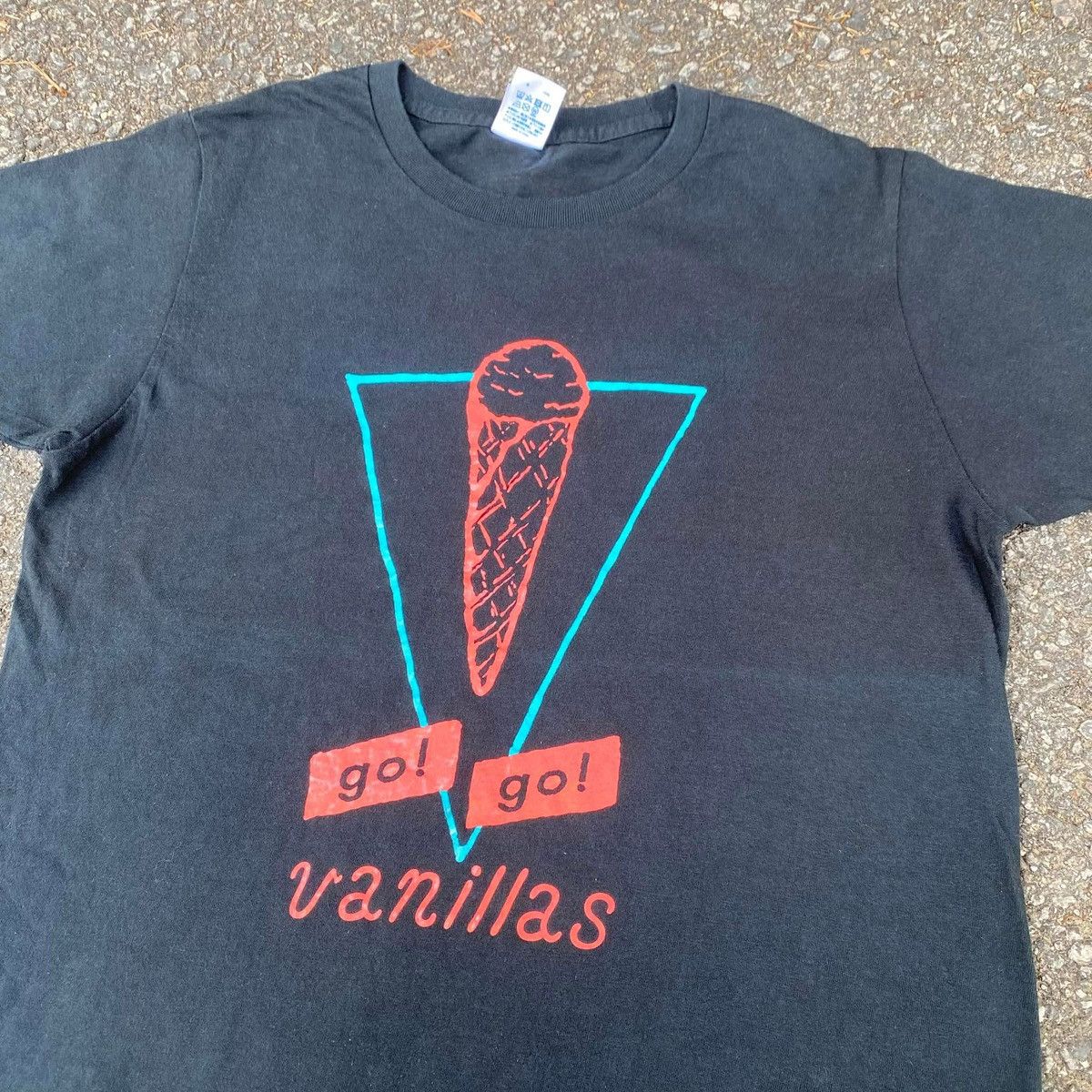 Band Tees RARE ‼️ go!go!vanillas Size US L / EU 52-54 / 3 - 2 Thumbnail