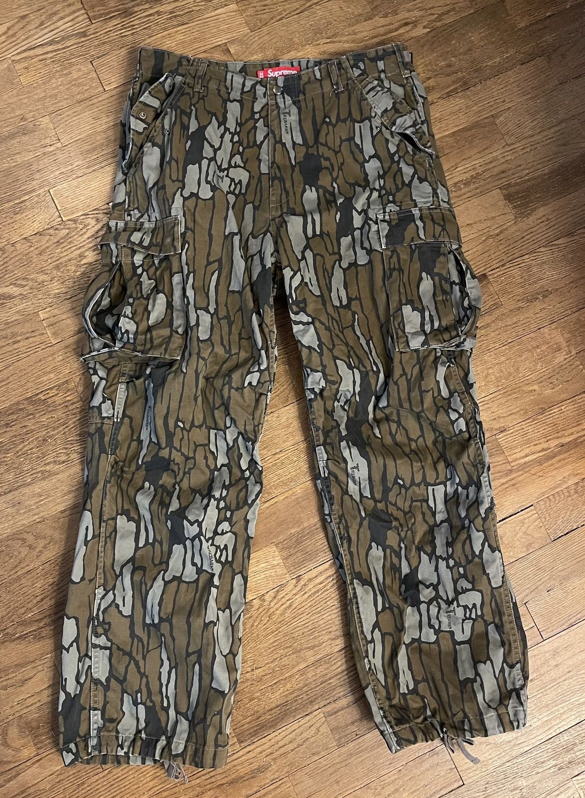 Supreme Camo Pants | Grailed