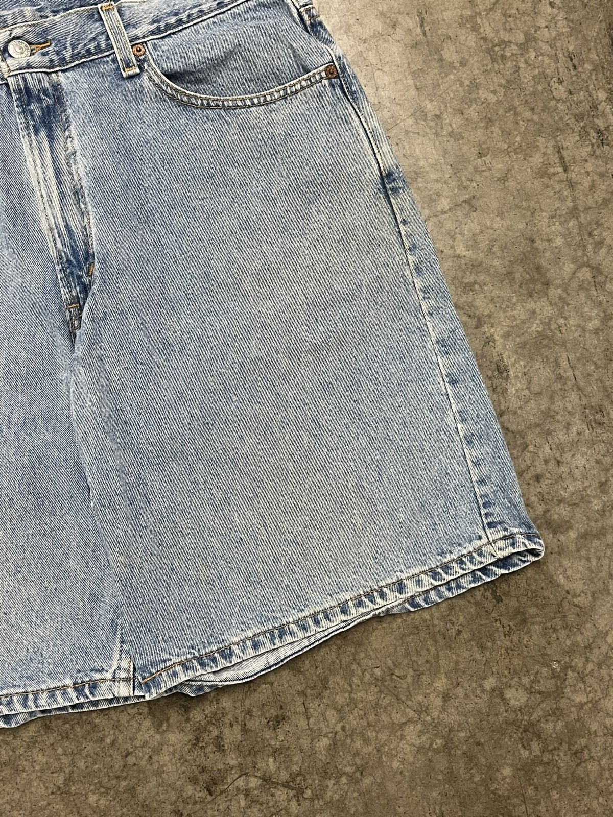 Levi's × Vintage Levi’s vintage 550 jorts baggy skater streetwear hype rare Size US 36 / EU 52 - 8 Thumbnail