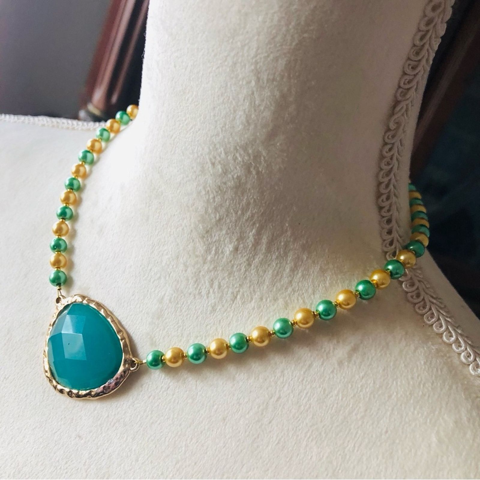 Handmade Handcrafted repurpose teal green dome glass Pearl necklace Size ONE SIZE - 4 Thumbnail