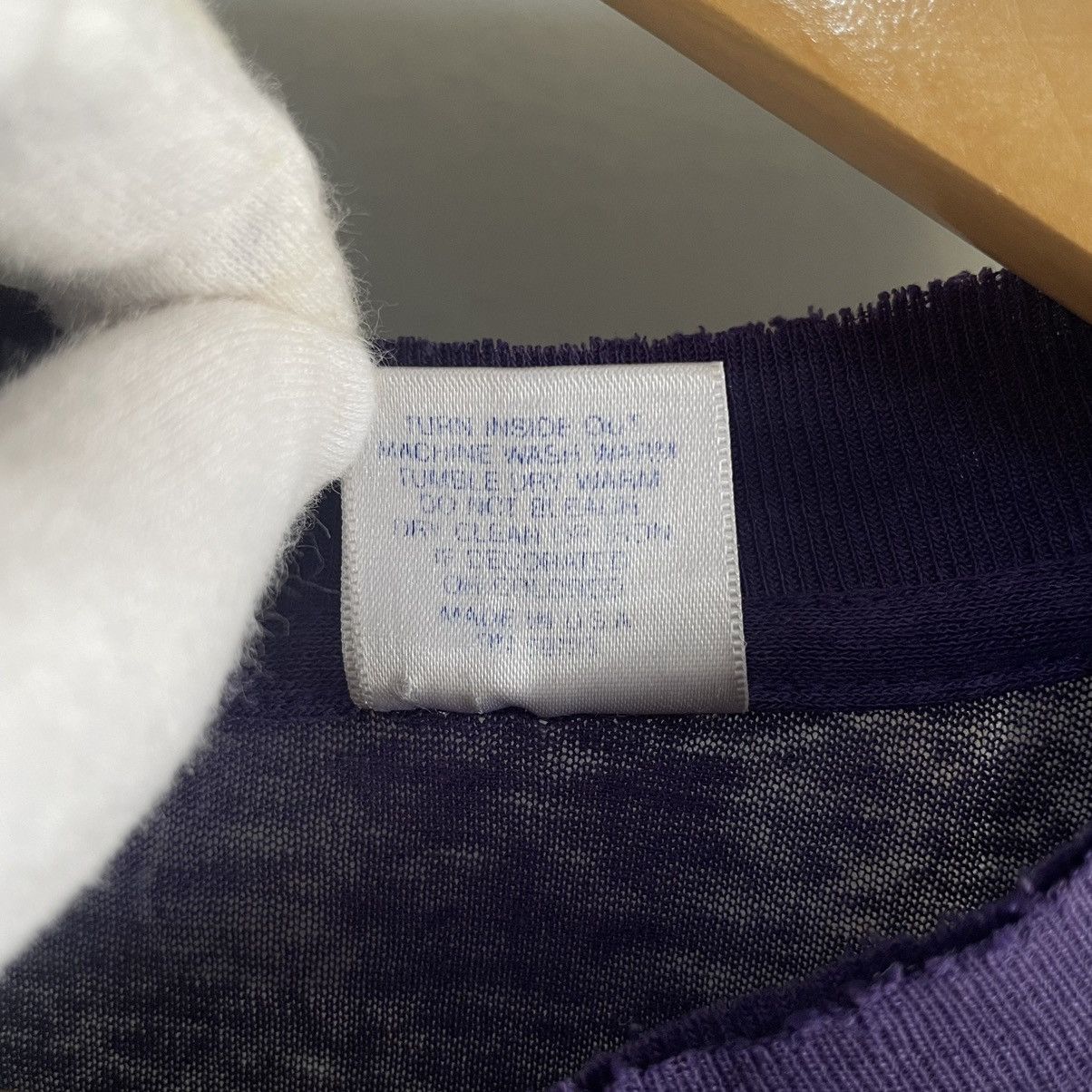 NBA × Vintage 1991 Vintage NBA Los Angeles Lakers Tshirt American Sports Size US M / EU 48-50 / 2 - 8 Thumbnail