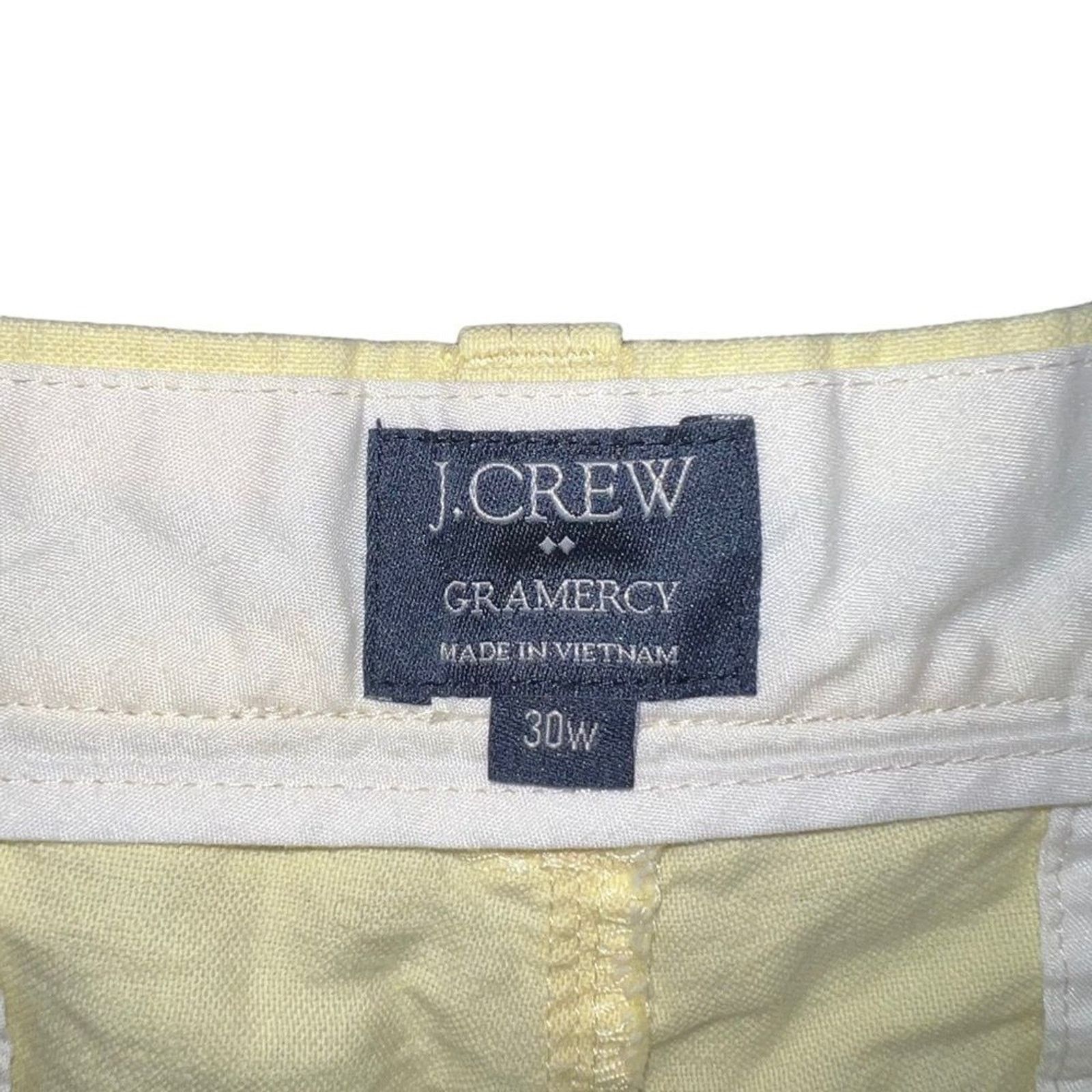 J.Crew J.Crew Gramercy Chino Shorts Mens 30W Pale Yellow Size US 30 / EU 46 - 3 Thumbnail