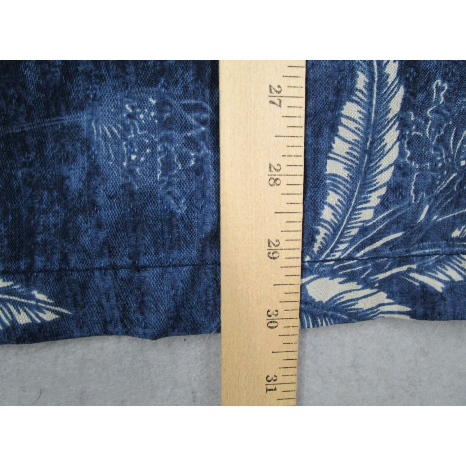 Tommy Bahama Tommy Bahama Men's Short Sleeve Hawaiian Shirt Large Blue Floral Silk Wool Blend Casual Festival Beach Tiki Size US L / EU 52-54 / 3 - 7 Thumbnail