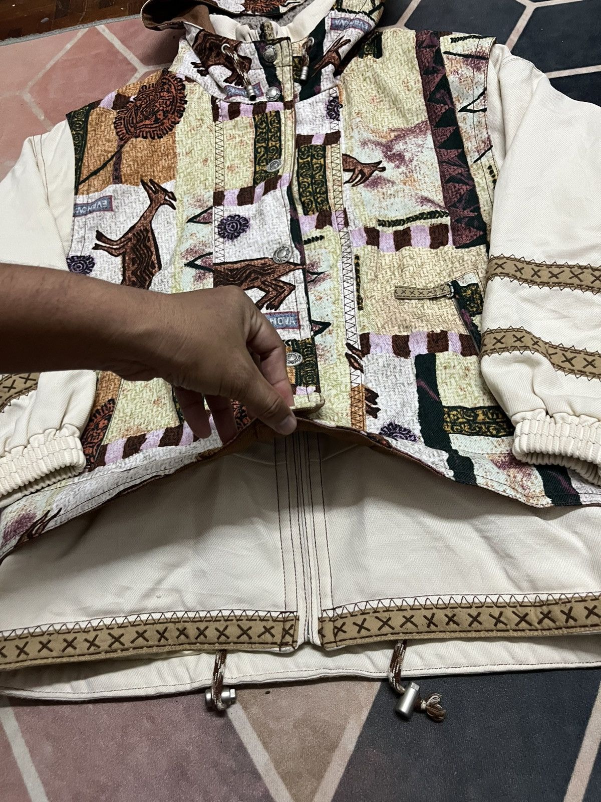 Japanese Brand 💥Vintage EVANOVA Japan Baroque Tribal Motives Size US L / EU 52-54 / 3 - 13 Thumbnail