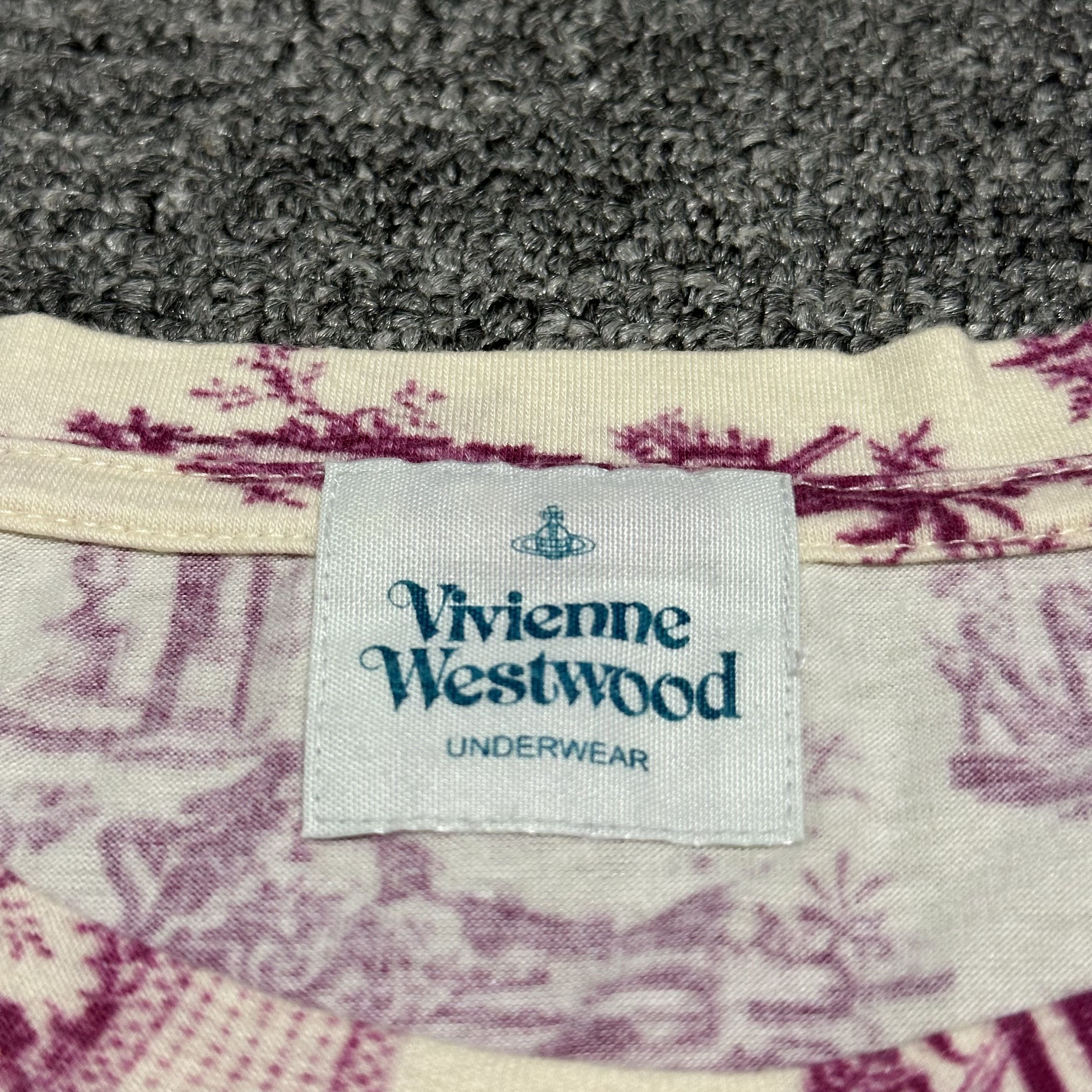 Vivienne Westwood Vivienne Westwood Tee Size US L / EU 52-54 / 3 - 4 Thumbnail
