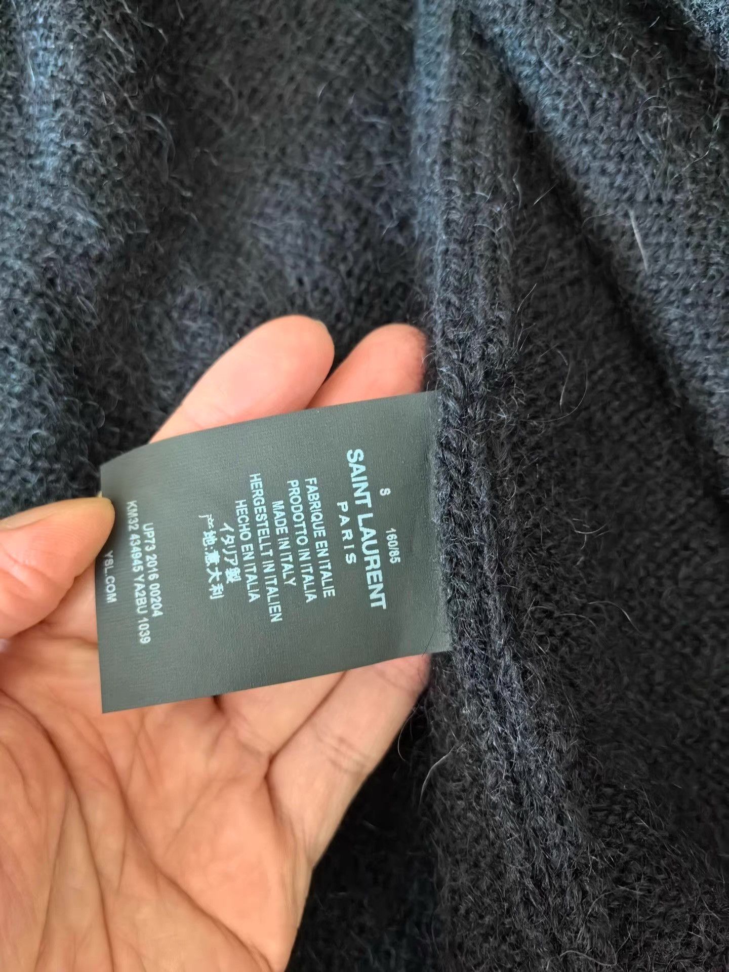 Saint Laurent Paris Saint Laurent Sequin Cardigan Sweater Ｑ23 Size US S / EU 44-46 / 1 - 5 Thumbnail