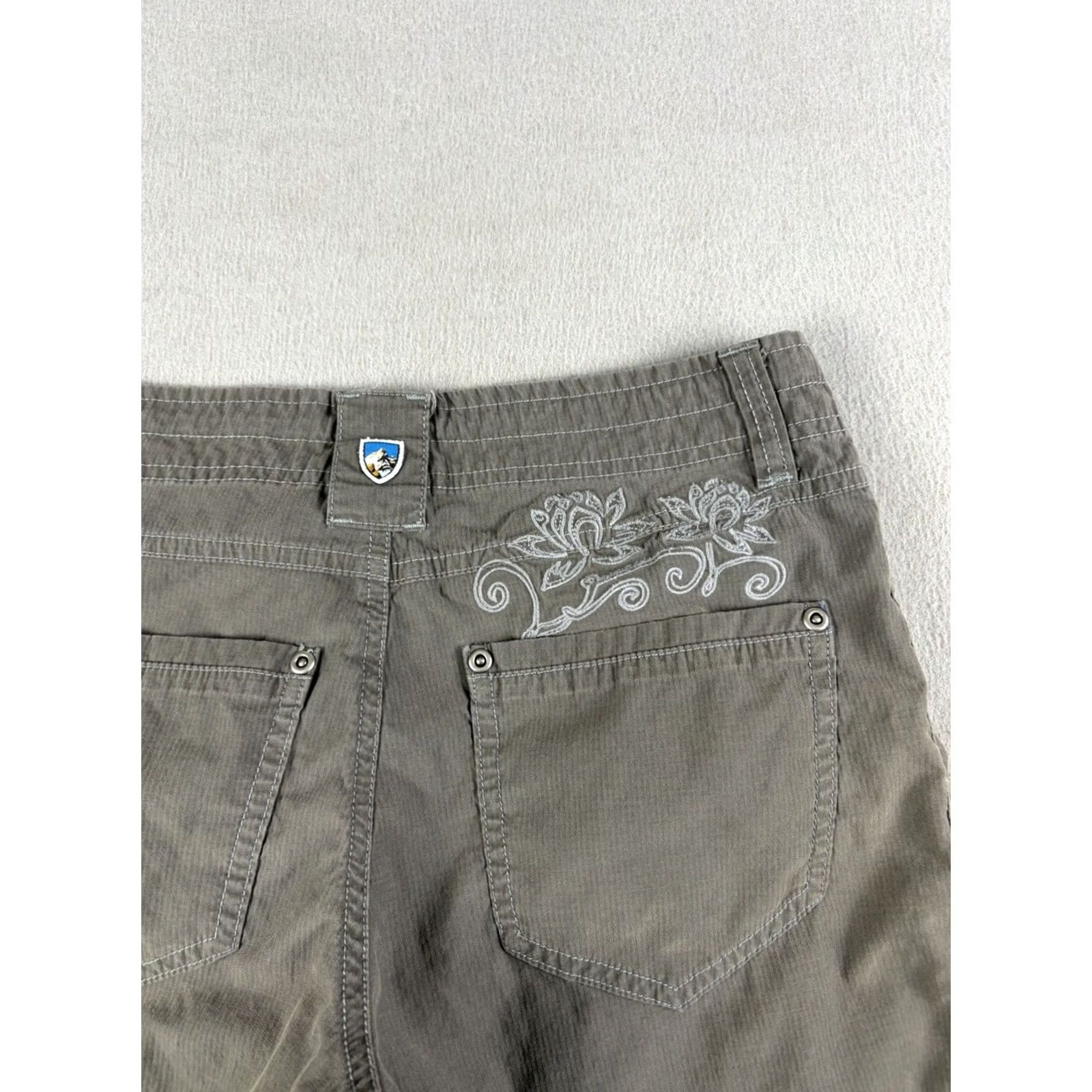 Vintage Kuhl Capri Pants Womens 4 Brown Green Hiking Camping Casual Stretch Outdoors Capris Size 27" / US 4 / IT 40 - 5 Thumbnail