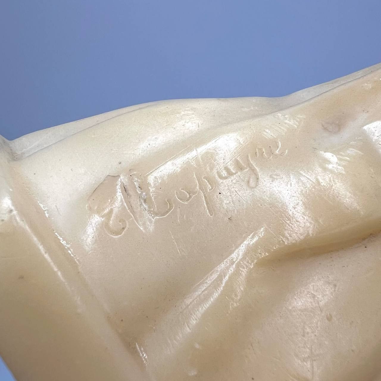 Vintage Vintage Christian Figurine Wax Bust Lady of Lourdesas Italy Size ONE SIZE - 7 Thumbnail