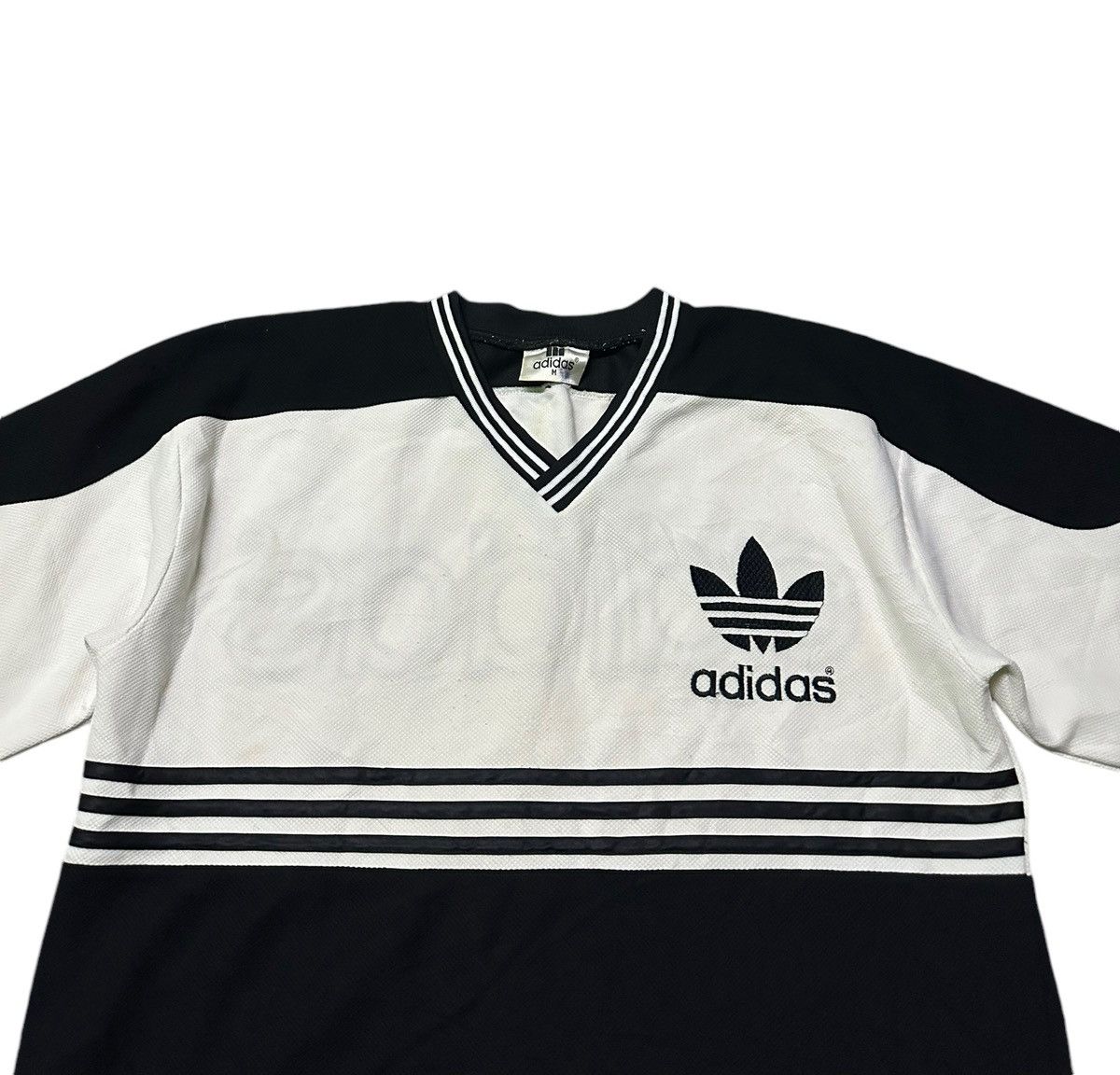 Vintage Vintage 90s Adidas big logo rap tee Size US M / EU 48-50 / 2 - 2 Thumbnail