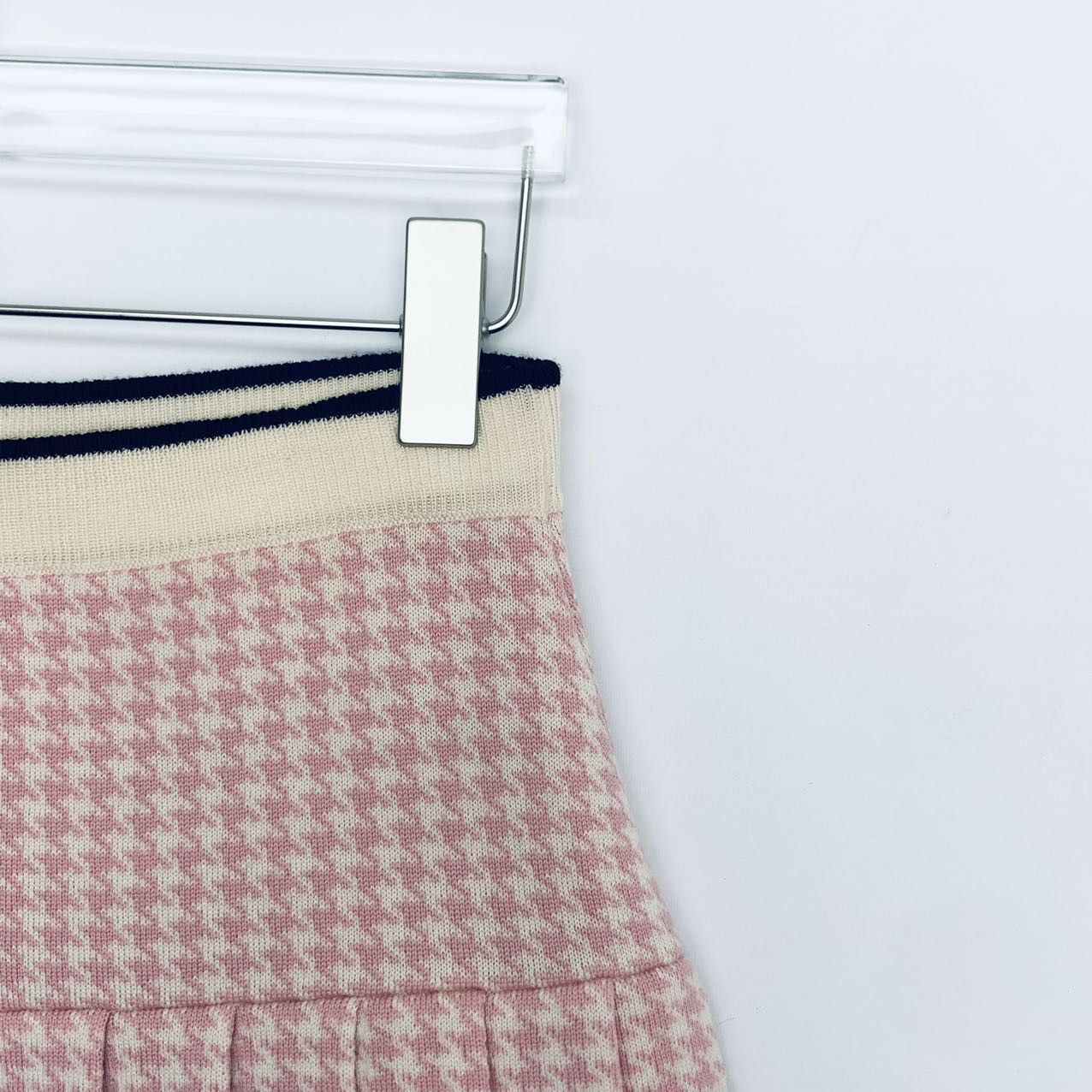 Miu Miu Miu Miu Knitted Wool Casual Pleated Skirt K26WX Size 27" / US 4 / IT 40 - 3 Thumbnail