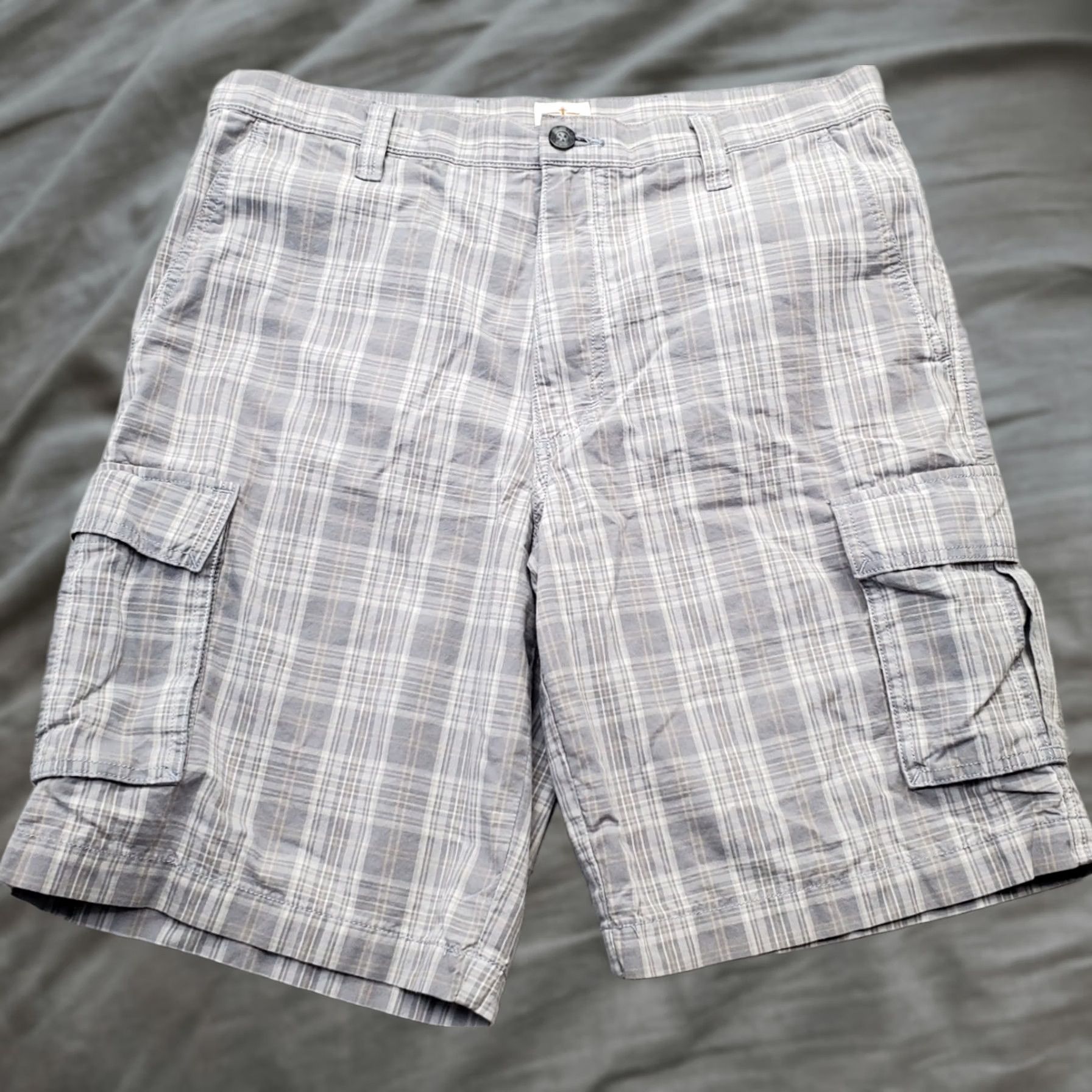 Dockers DOCKERS Cargo Shorts Mens Size 34 Multi Plaid Relaxed Cargo Beach 10" Inseam Size US 34 / EU 50 - 1 Thumbnail