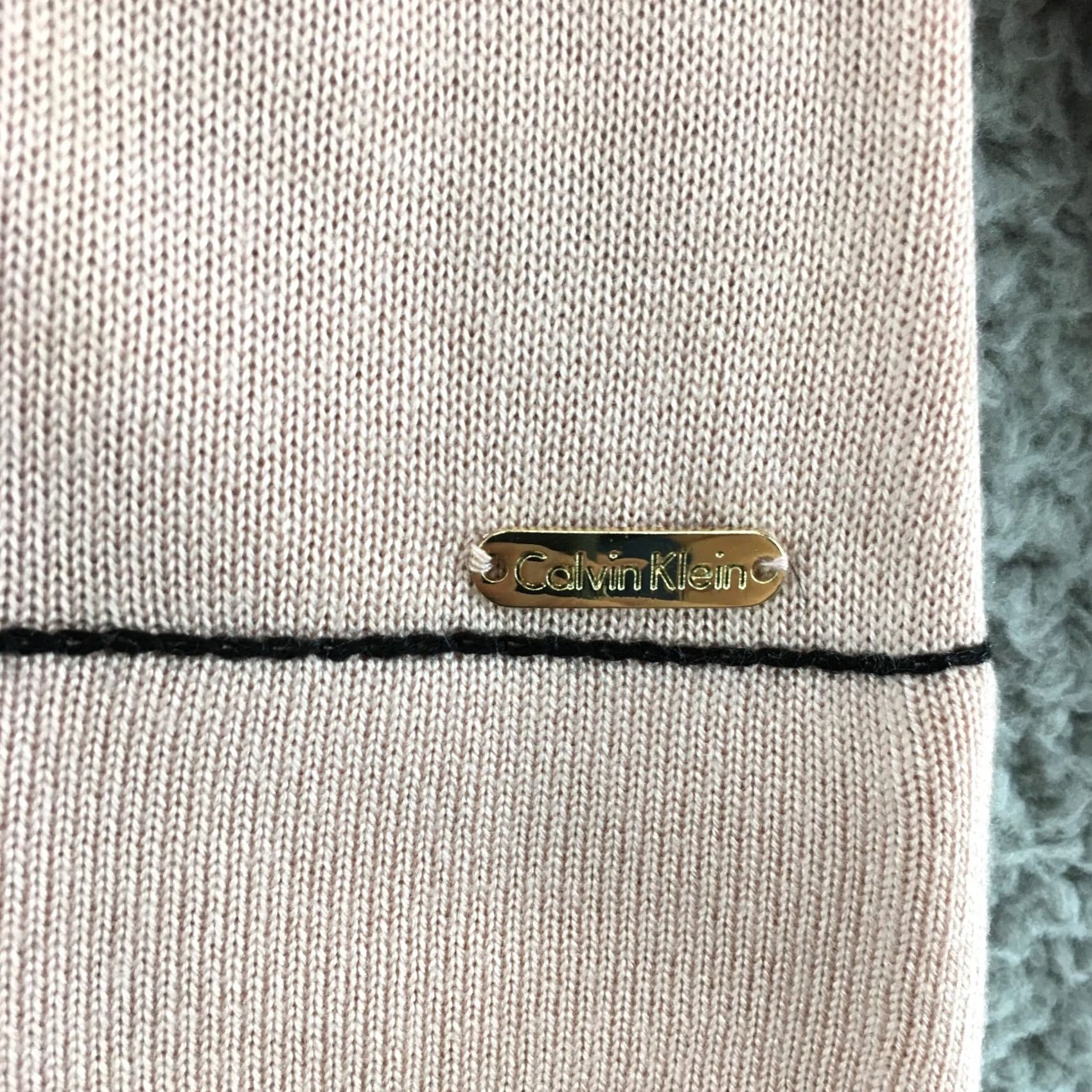 Calvin Klein Calvin Klein Knit Sweater Tee Top Womens Medium Pink Long Sleeve Crew Neck Shirt Adult M Pink Classic Pullover Womens Size M / US 6-8 / IT 42-44 - 4 Thumbnail