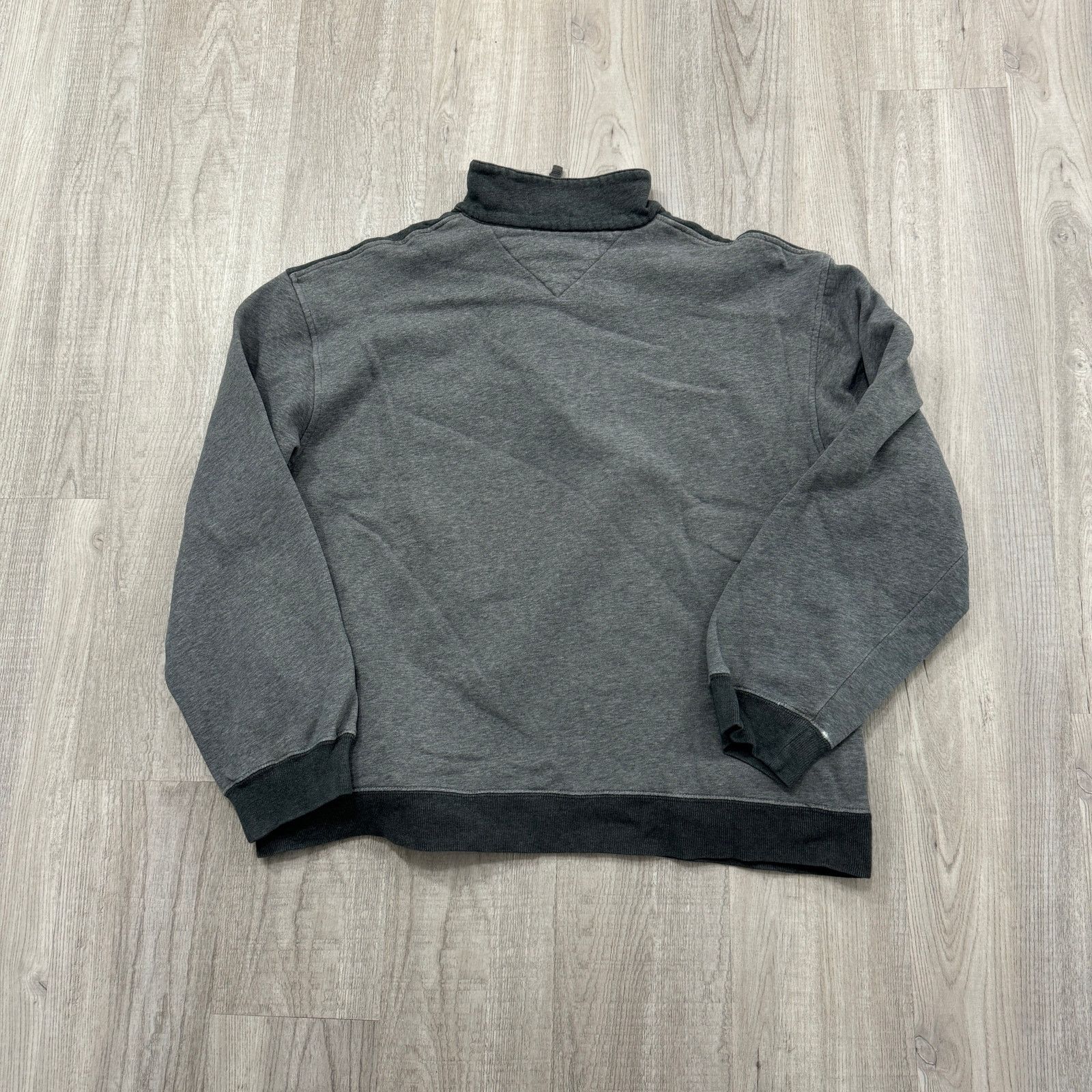 Tommy Hilfiger Vintage Tommy Hilfiger Sweatshirt Men's Large Gray 90s Size US L / EU 52-54 / 3 - 7 Thumbnail
