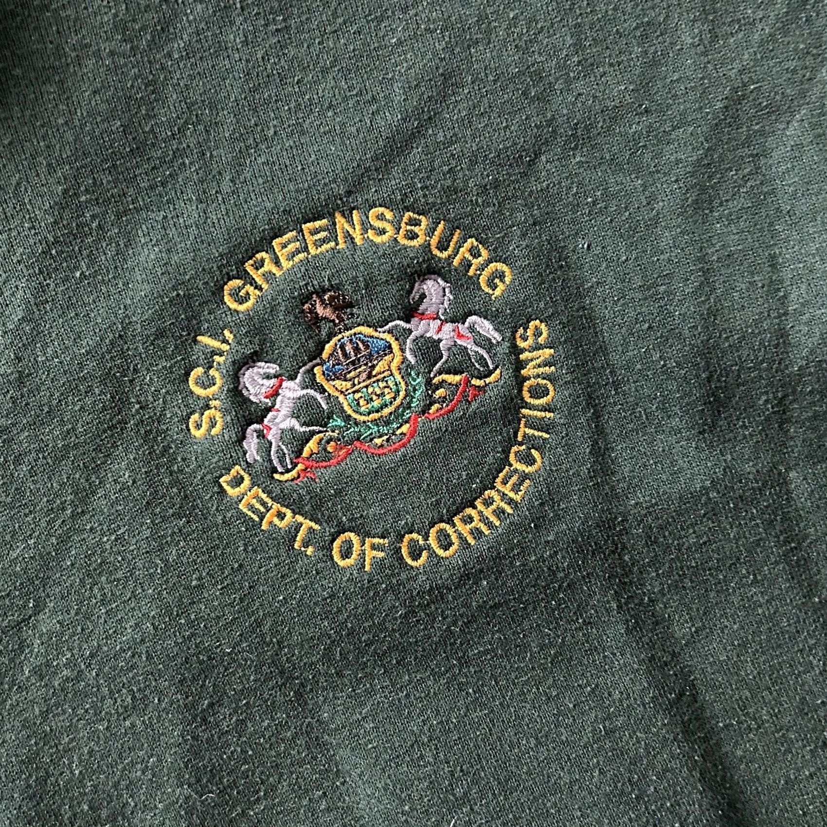 Fruit Of The Loom VINTAGE 90s SCI Greensburg Corrections Fleece Sweatshirt Mens XXL Green Size US XXL / EU 58 / 5 - 2 Thumbnail