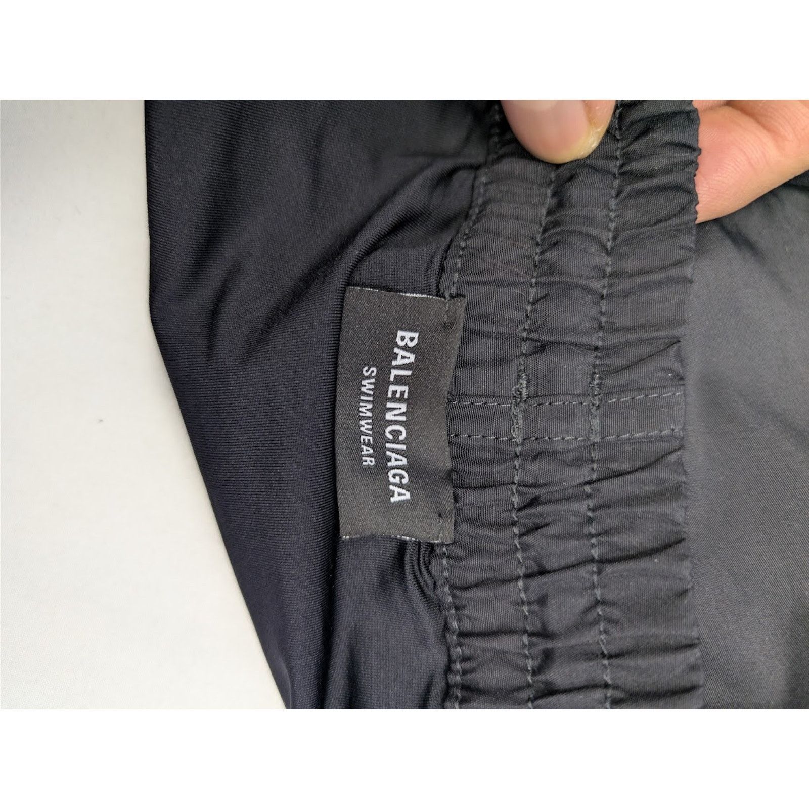 Balenciaga o1rshd1 Q:3 / Hotels & Resorts SW Swim Short in Black Size US 36 / EU 52 - 15 Thumbnail