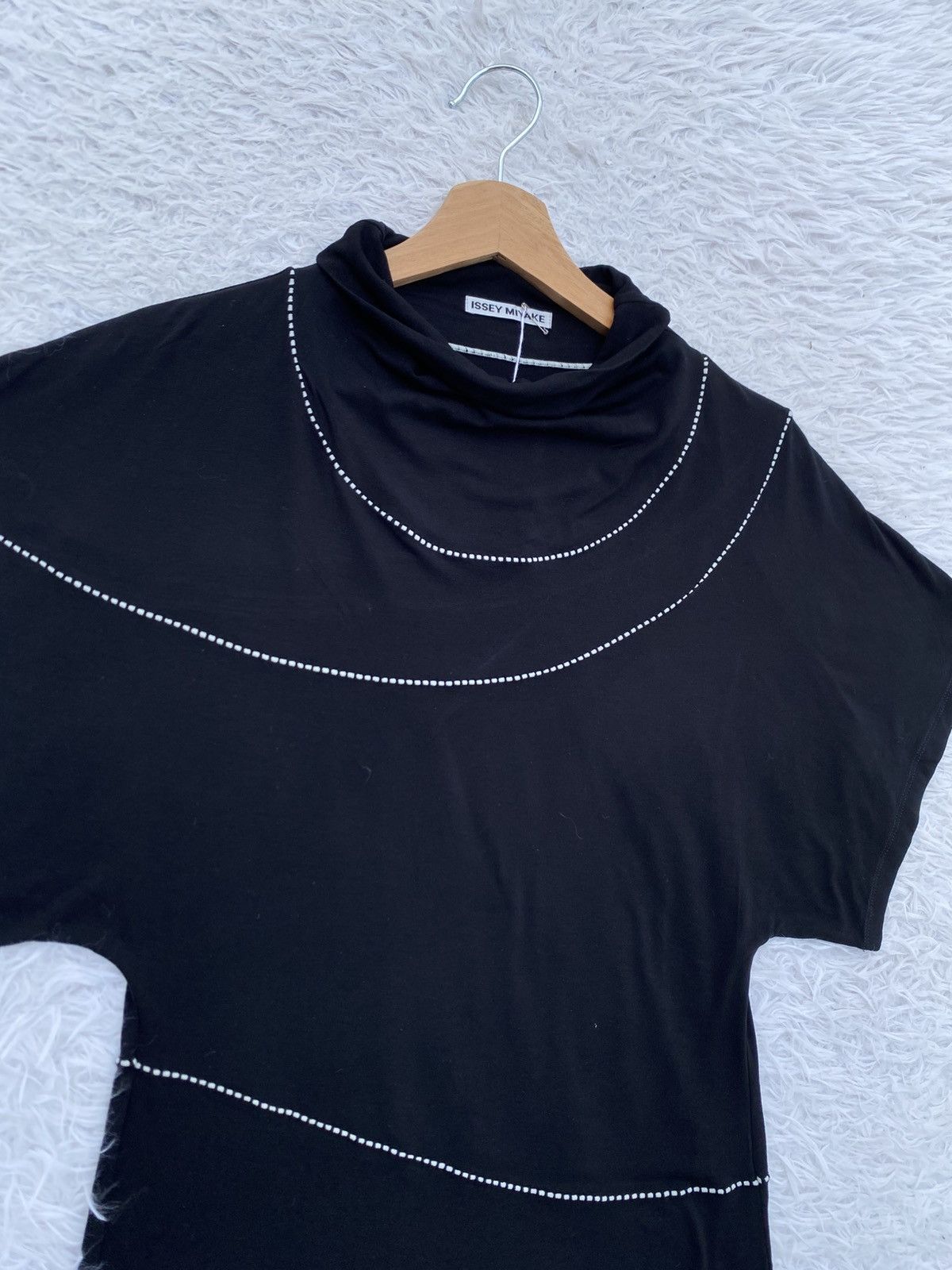 Issey Miyake Rare Issey Miyake Stylized turtleneck Decorative dotted Top Size S / US 4 / IT 40 - 6 Thumbnail