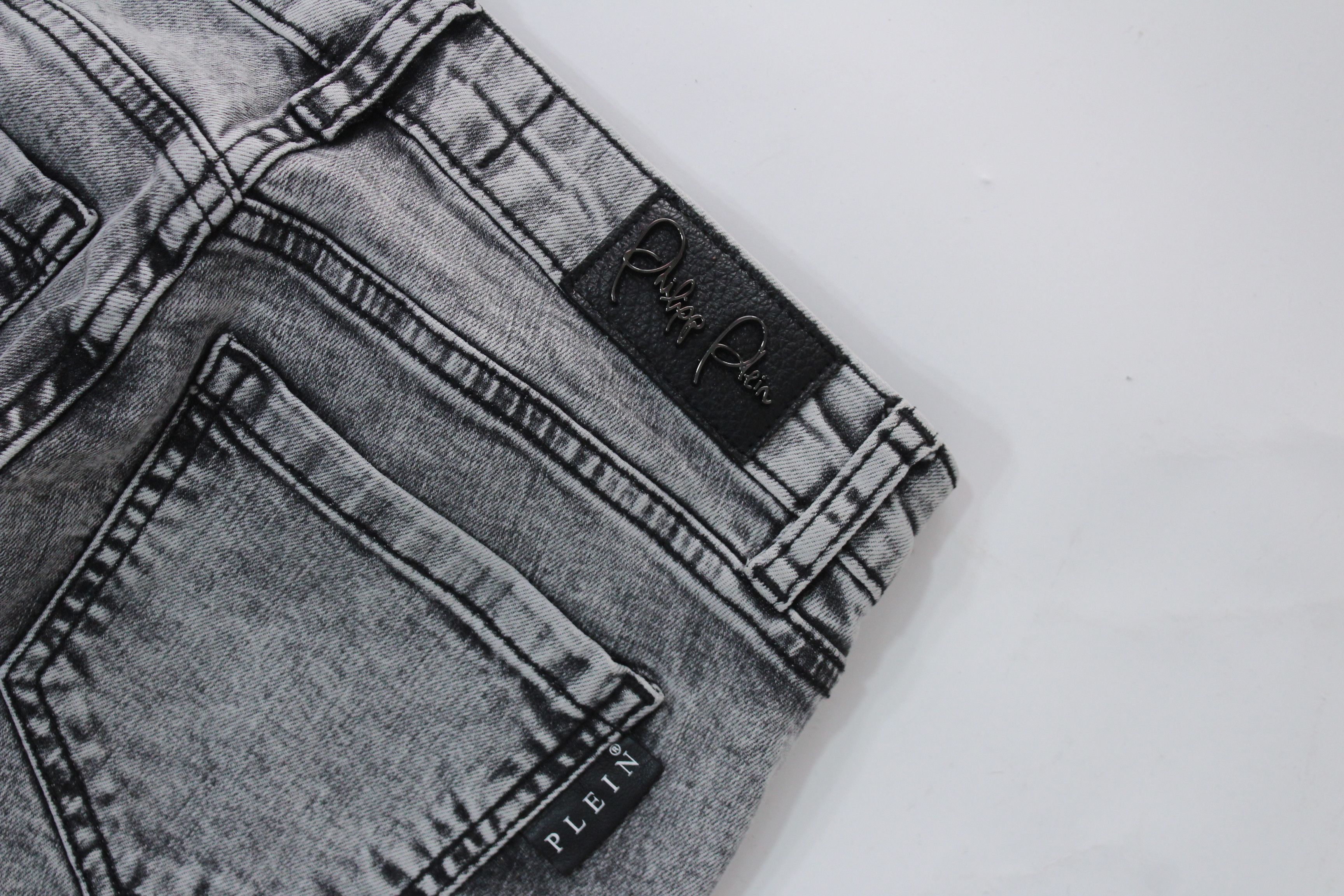 Philipp Plein Philipp Plein Jegging Jeans Size 25 Authentic Size 25" / US 0 / IT 36 - 5 Thumbnail