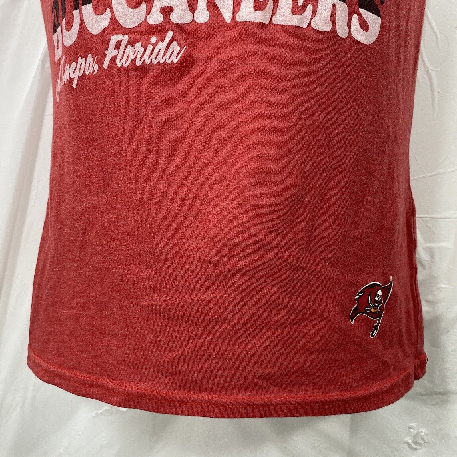 Reebok Reebok Tampa Bay Buccaneers Medium Buccaneers Graphic TShirt Size M / US 6-8 / IT 42-44 - 4 Thumbnail