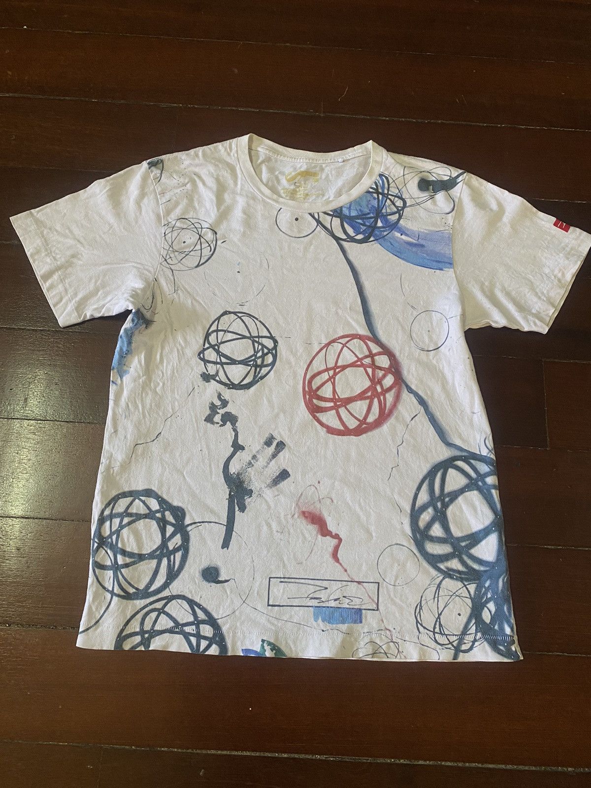 Futura × Recon FIRE 🔥 FUTURA LABORATORIES X UNIQLO ART DESIGN Size US M / EU 48-50 / 2 - 3 Thumbnail