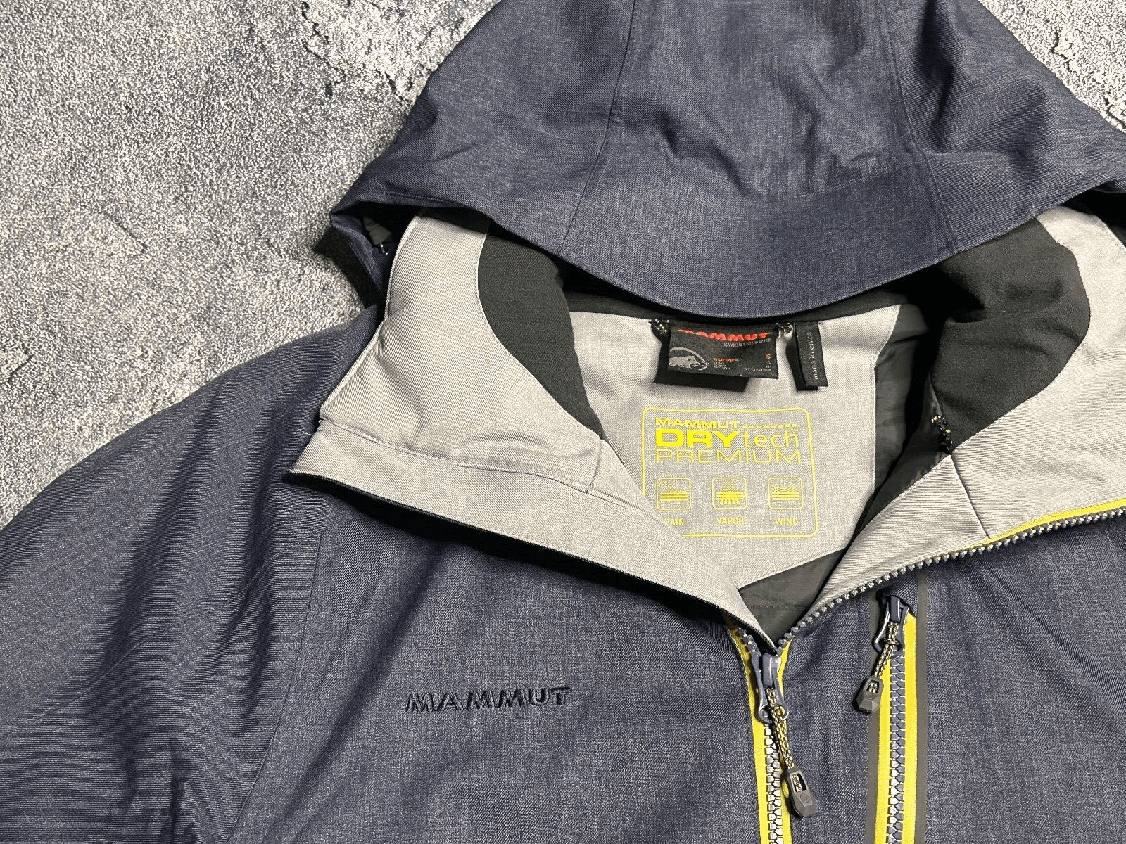Mammut Mammut Drytech premium men's jacket S Size US S / EU 44-46 / 1 - 4 Thumbnail