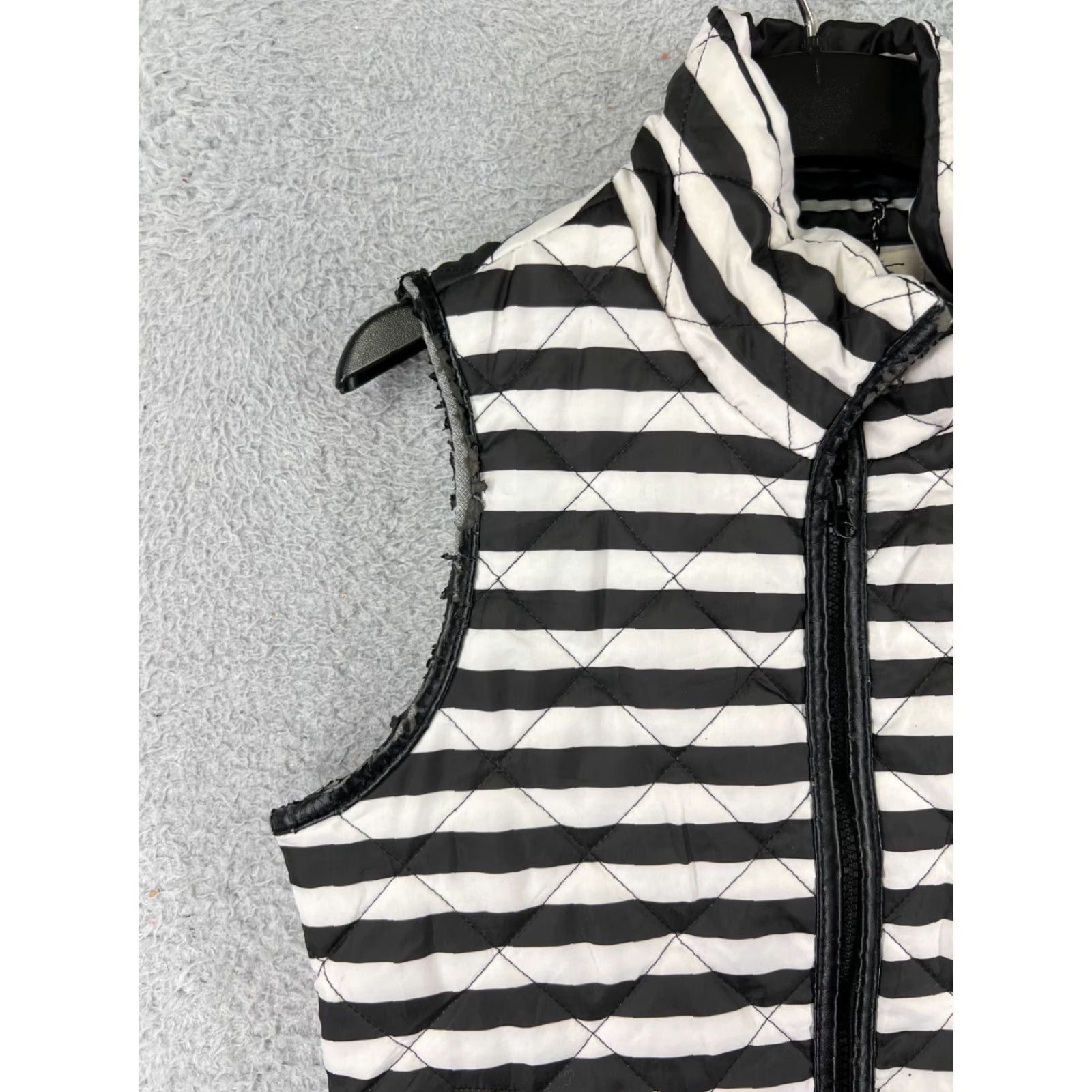 Vintage Indigo Saints Vest Womens M Black White Full Zip Polyester Quilted Pockets Shirt Women Vintage No Size M / US 6-8 / IT 42-44 - 6 Thumbnail