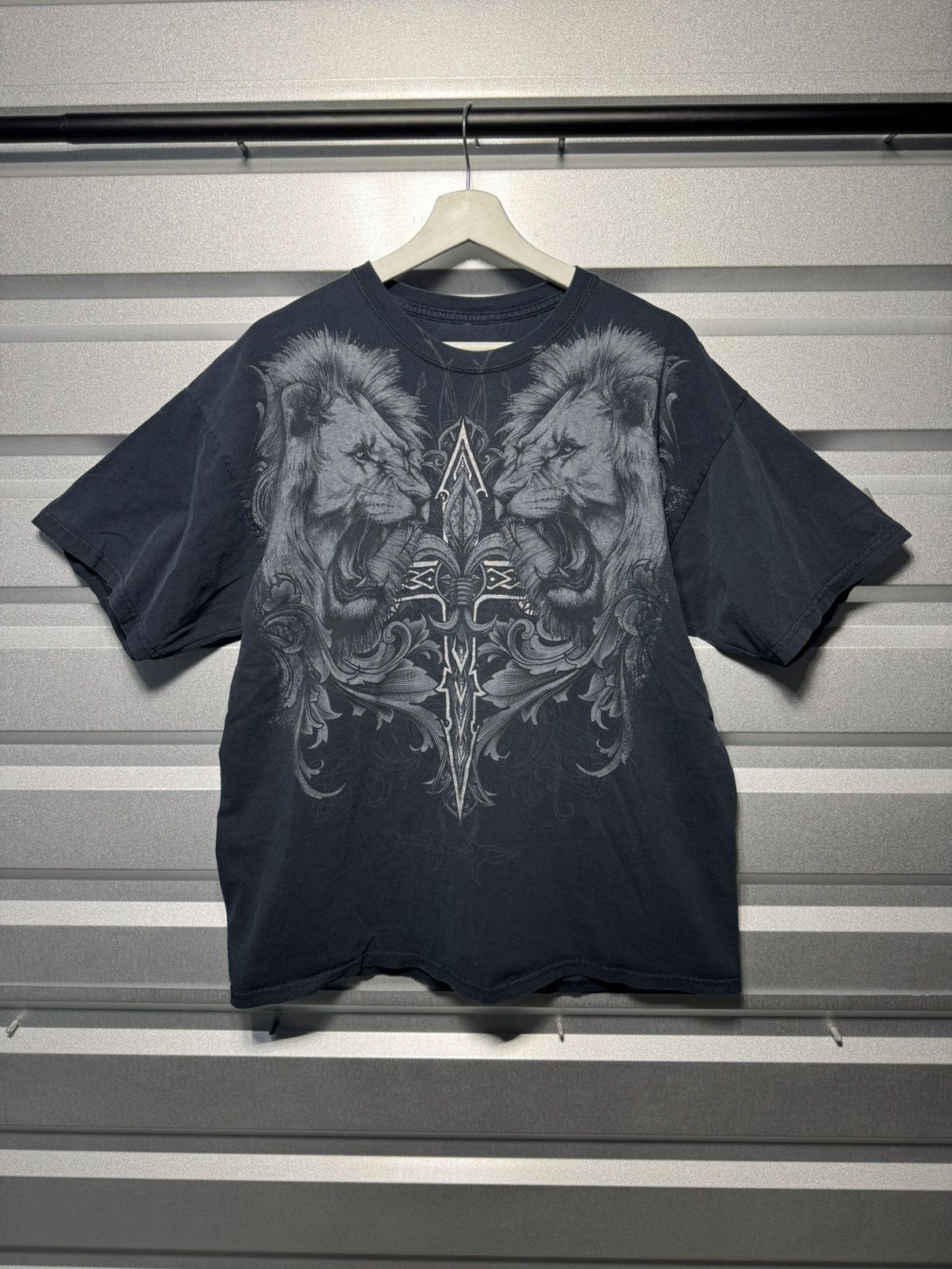 Other Y2K lion shirt Size US L / EU 52-54 / 3 - 1 Thumbnail