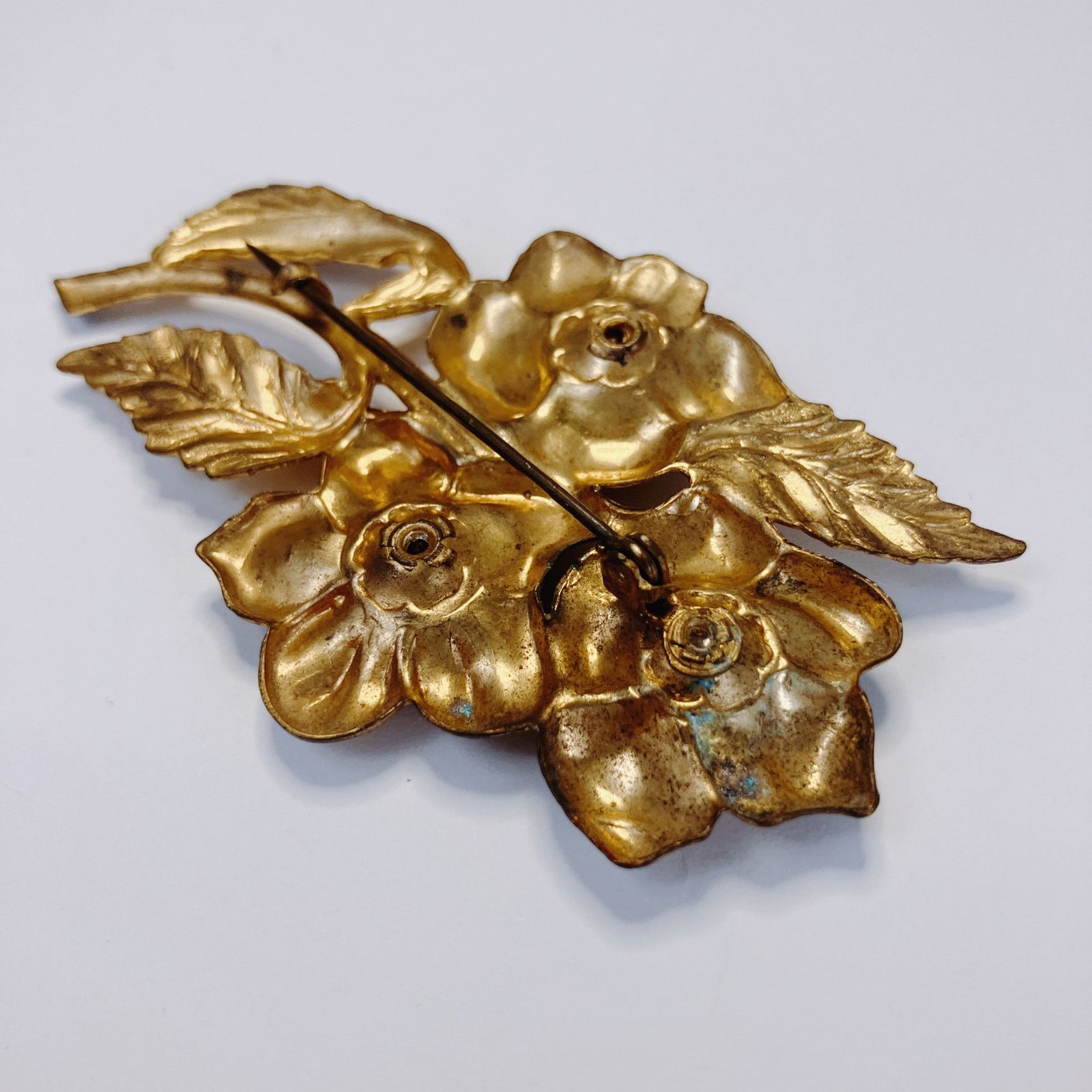Vintage Big Vintage 1940s Gold Tone Pink Rhinestone Floral Brooch Size ONE SIZE - 11 Thumbnail