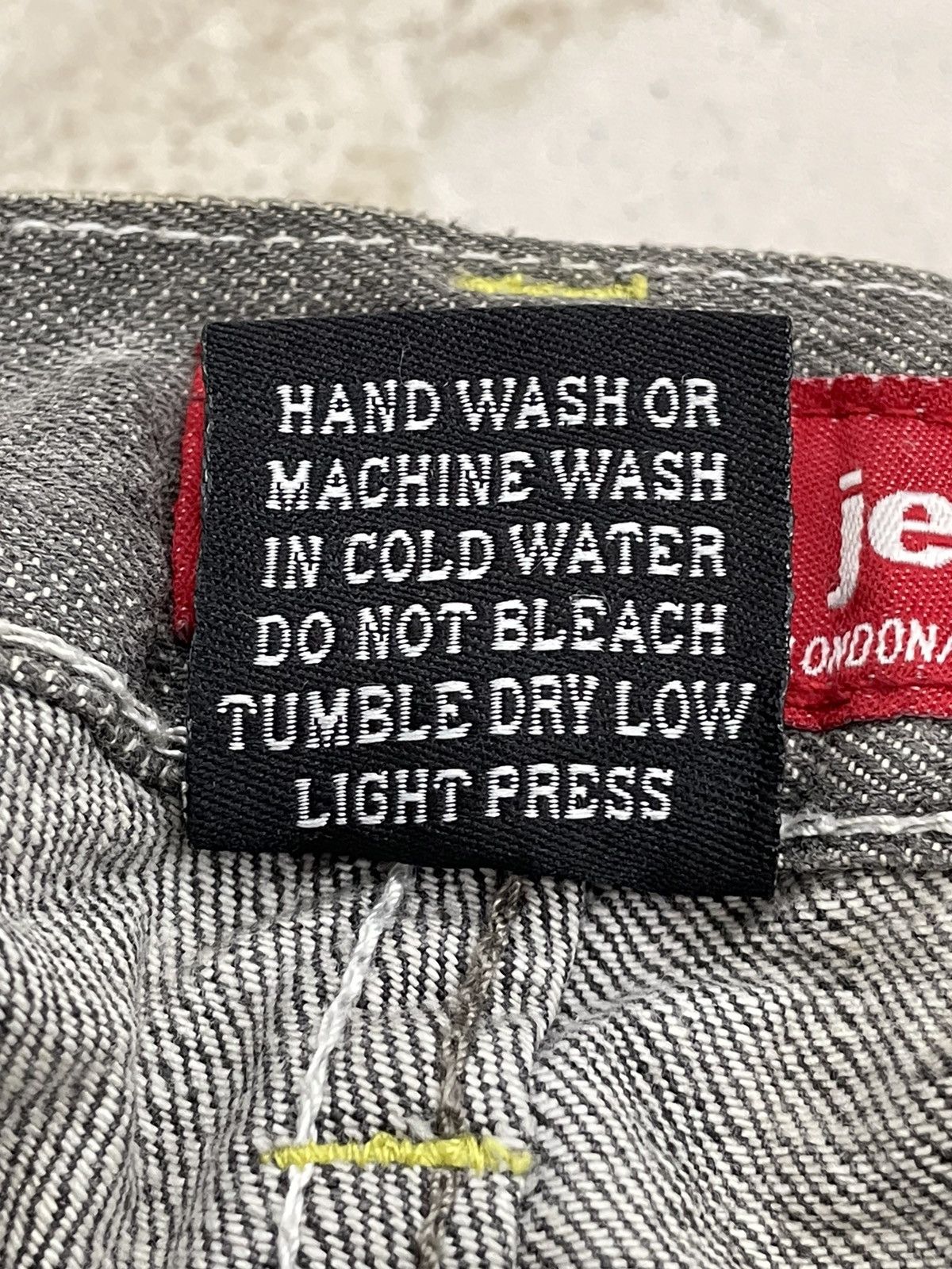 Japanese Brand TR2 Grey Bleach Whisker Semantic Design Denim Size US 30 / EU 46 - 25 Thumbnail