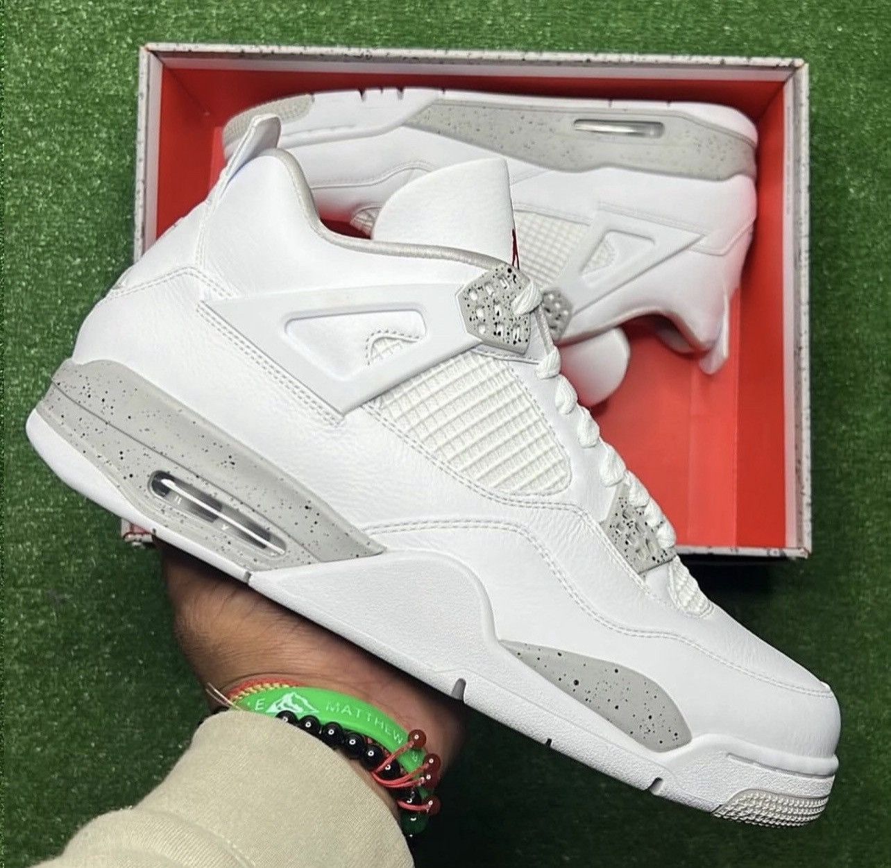 Jordan Brand Air Jordan 4 Retro “ White Oreo “ Size US 13 / EU 46 - 4 Thumbnail