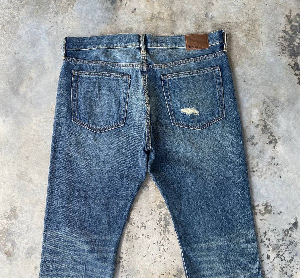 Gap VINTAGE Y2K GAP DISTRESSED GRUNGE DENIM Size US 33 - 14 Thumbnail