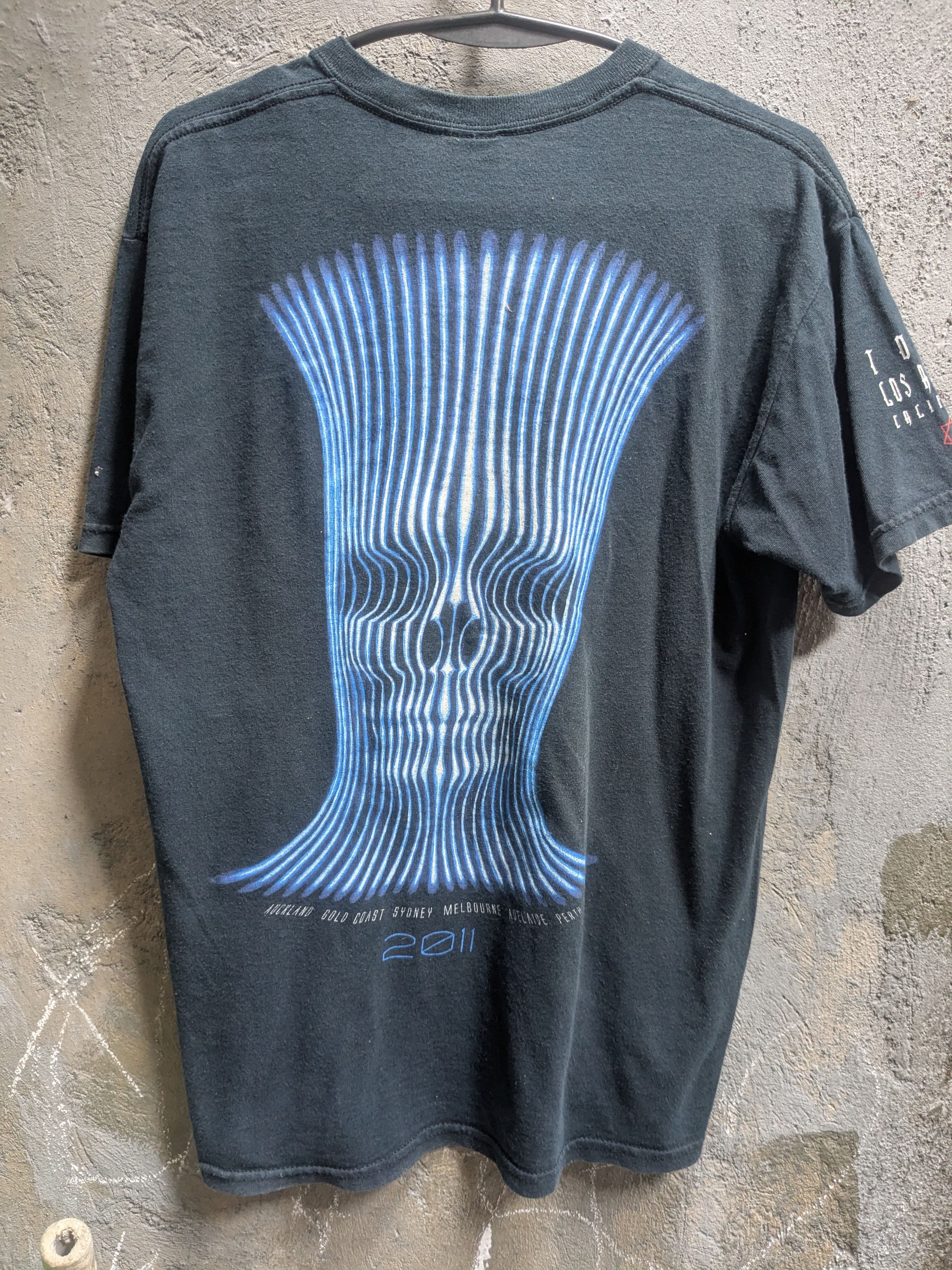 Vintage tool tshirt 2011 Australia tour Size US M / EU 48-50 / 2 - 1 Thumbnail