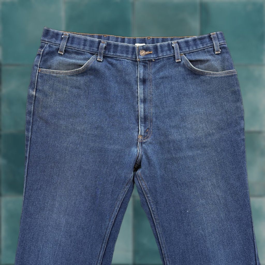 Levi's VINTAGE Levi's Jeans Mens 44x30 Blue Denim Straight Leg Medium Wash 90s Gold Tab Jacket? Size US 44 / EU 60 - 1 Thumbnail