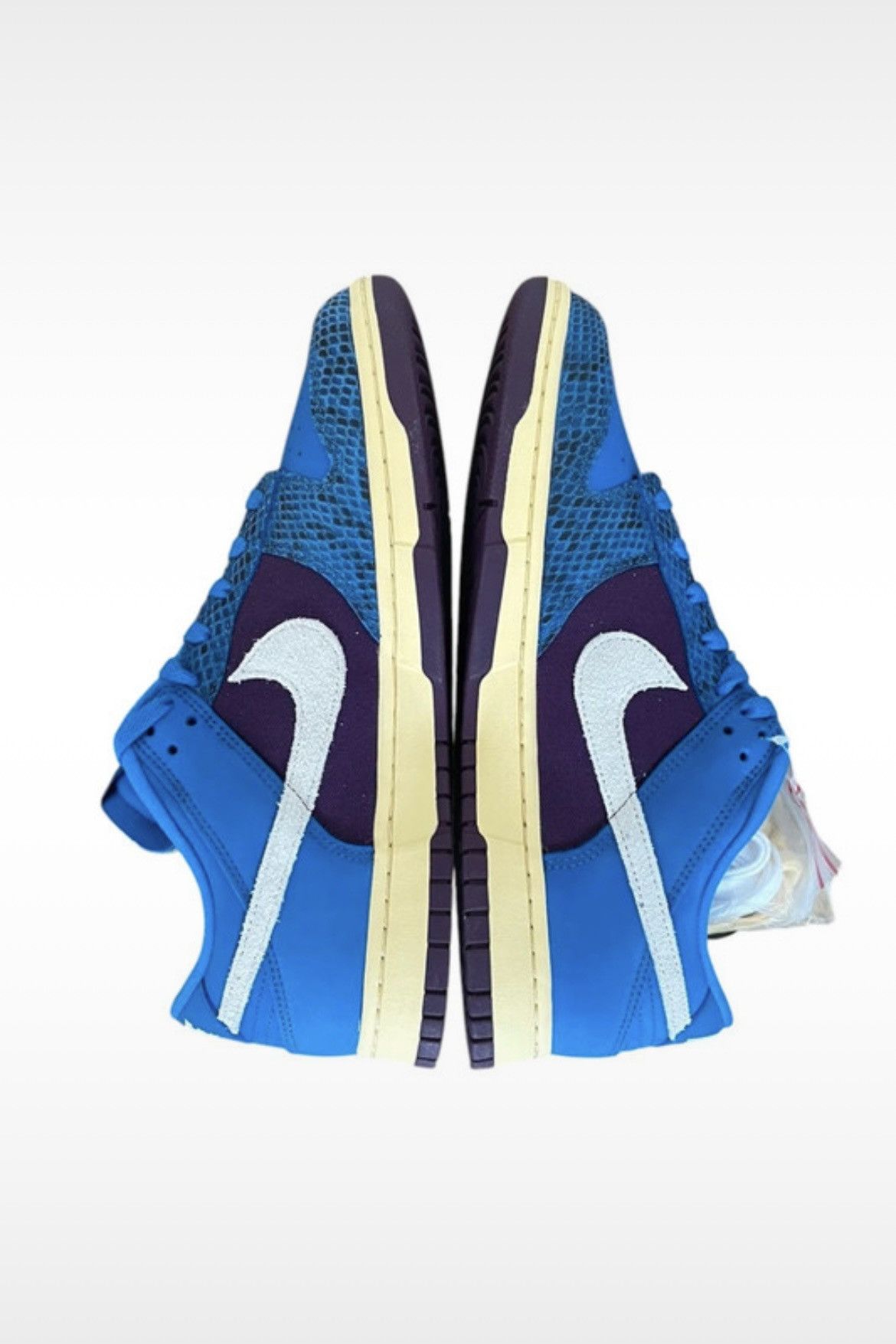 Nike × Undefeated Nike Dunk Low Undefeated 5 On It Dunk vs. AF1 10.5 Size US 10.5 / EU 43-44 - 8 Thumbnail