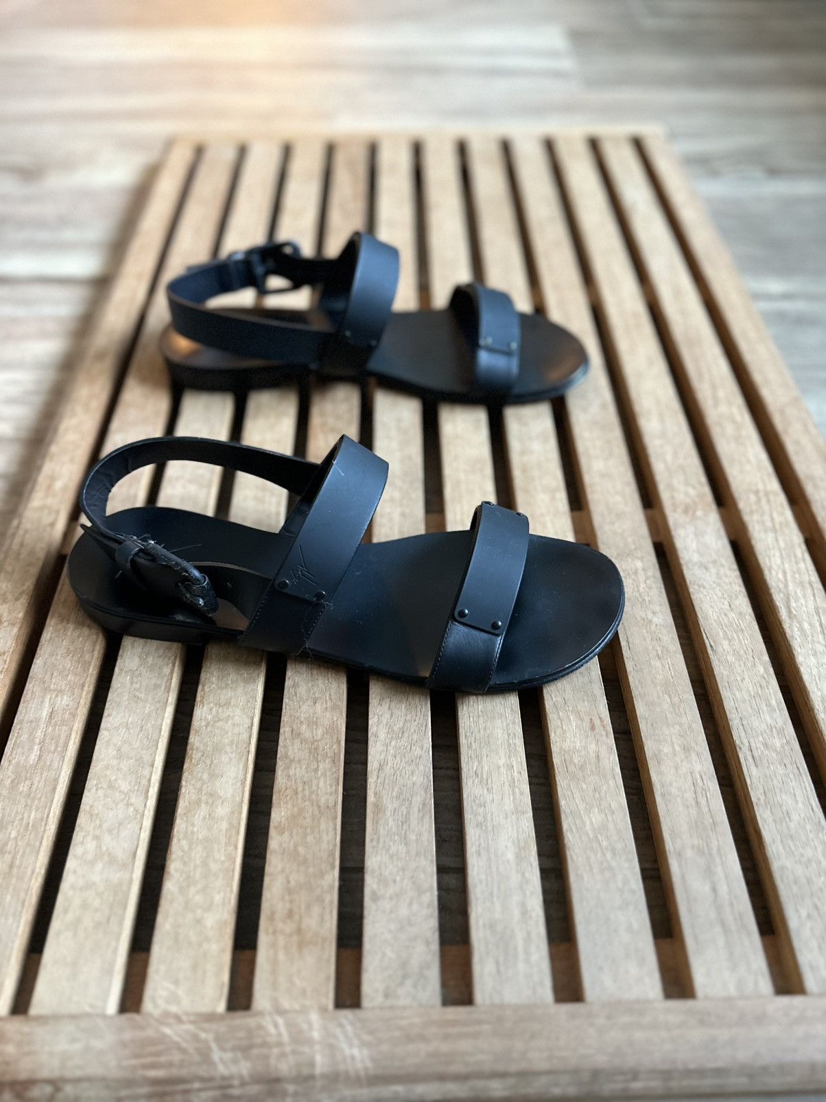 Giuseppe Zanotti Giuseppe Zanotti Homme Zak Flat Sandals. Black/Black. Sz. 44 Size US 11 / EU 44 - 3 Thumbnail