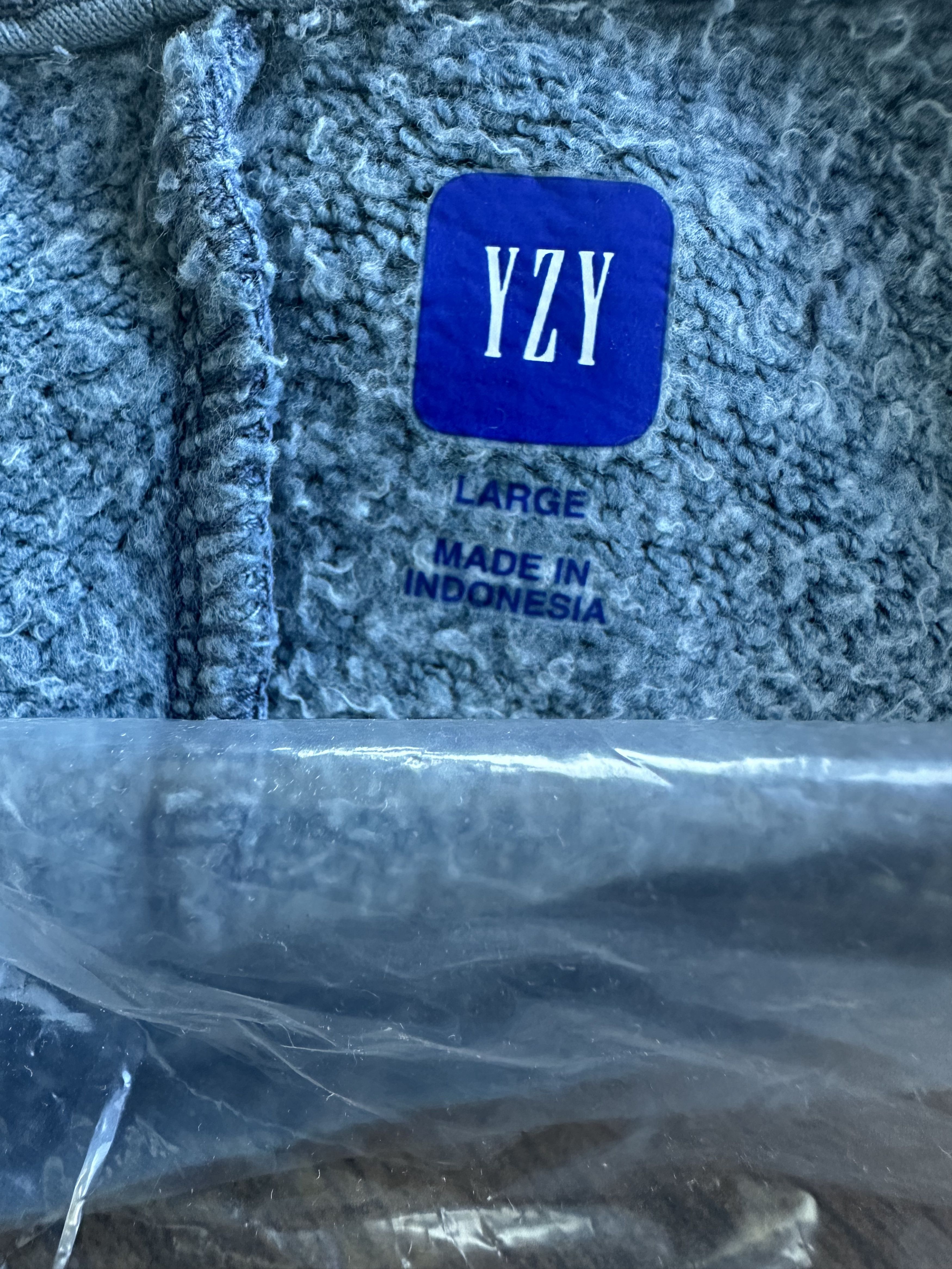 Gap × Kanye West × Yeezy UNRELEASED YEEZY GAP FLEECE YOKE BACK TEE BLUESTONE Size US L / EU 52-54 / 3 - 3 Thumbnail