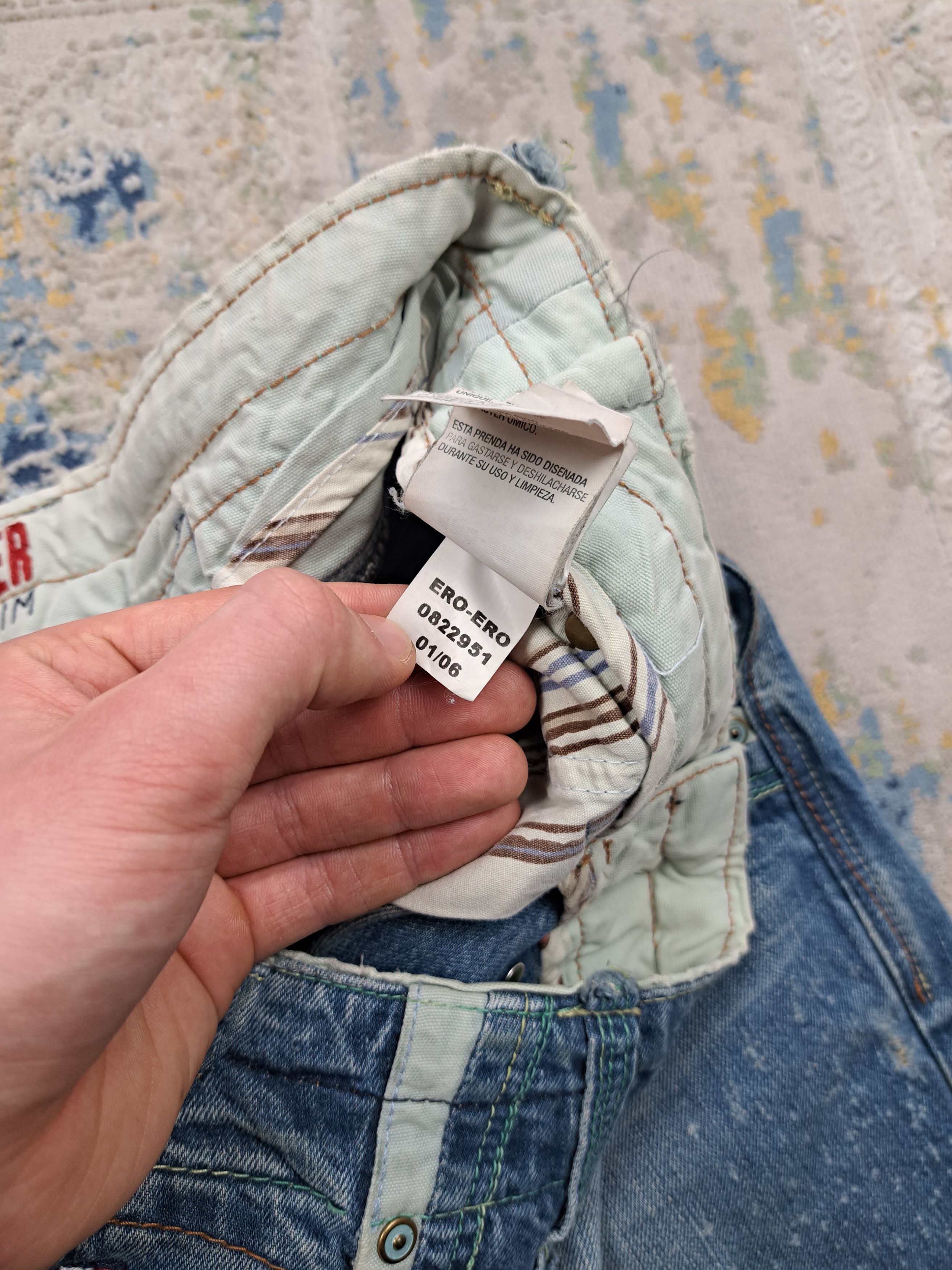 Tommy Hilfiger y2k Tommy Hilfiger Wide Leg Low Rise Japanese Style Denim Size US 31 - 10 Thumbnail
