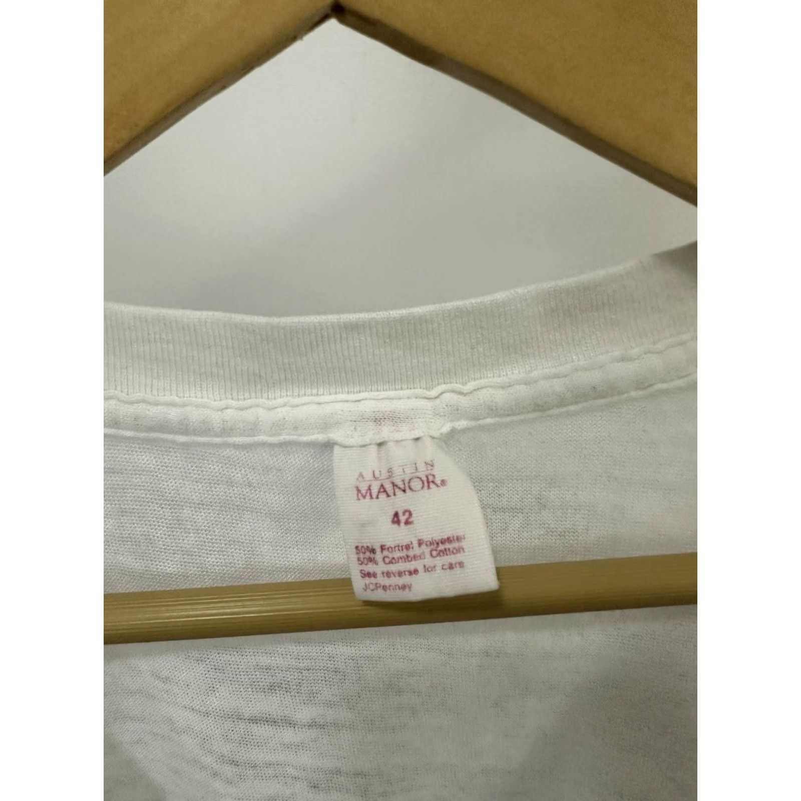 Gustin VTG 80s Austin T-Shirt Worn Paper Thin Burnout V-Neck 42 White Mens Size US XL / EU 56 / 4 - 3 Thumbnail