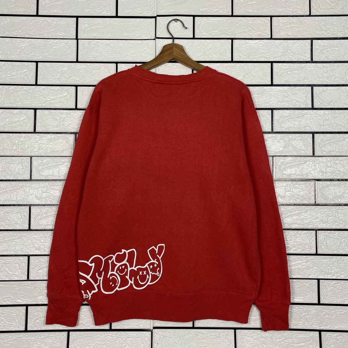 Japanese Brand 📌Vintage Sweatshirt Smiley Face Big Logo Over Print Size US L / EU 52-54 / 3 - 9 Thumbnail