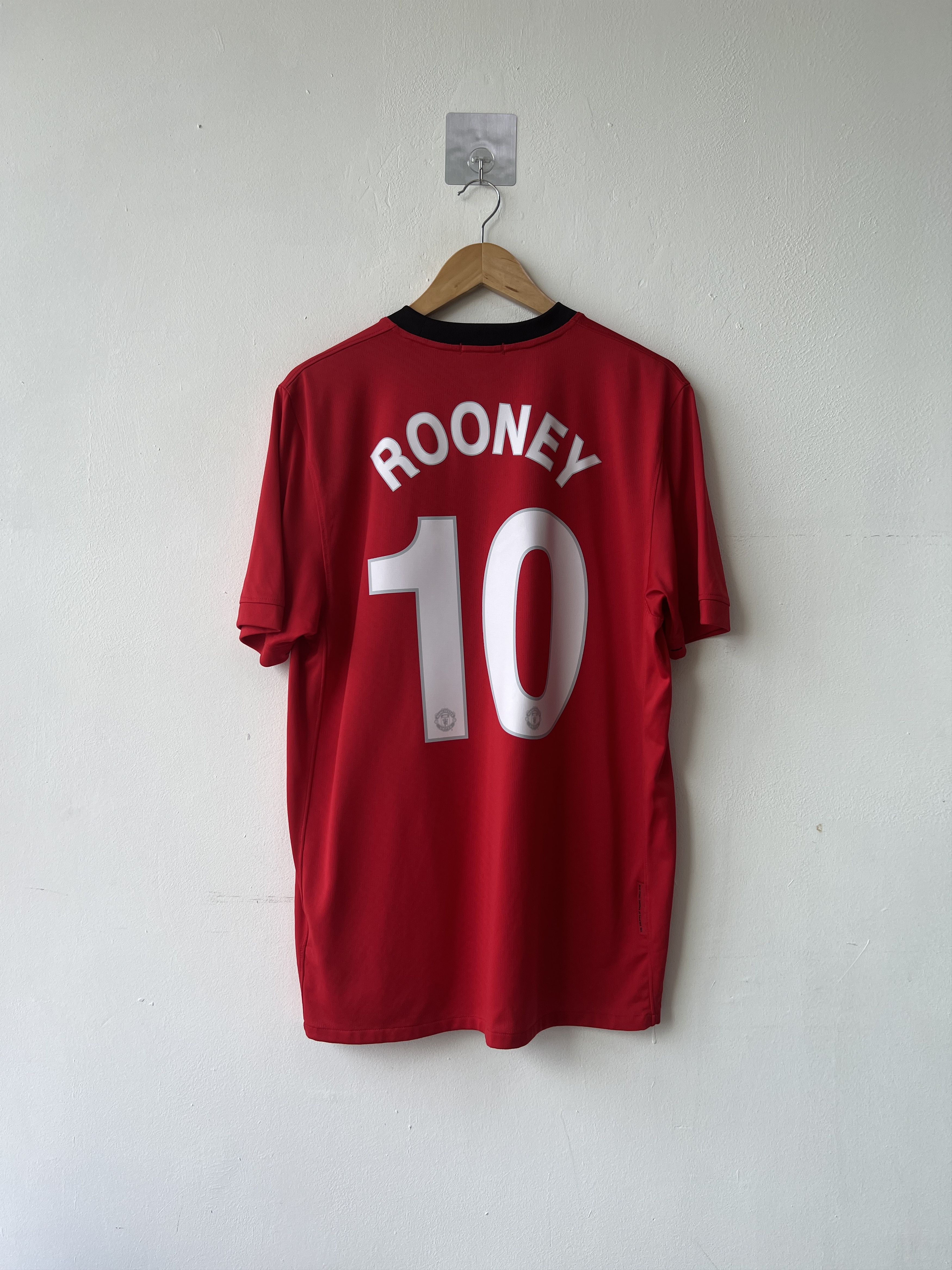 Nike (L) Manchester United 2009-10 Home Kit Rooney #10 Size US L / EU 52-54 / 3 - 1 Thumbnail