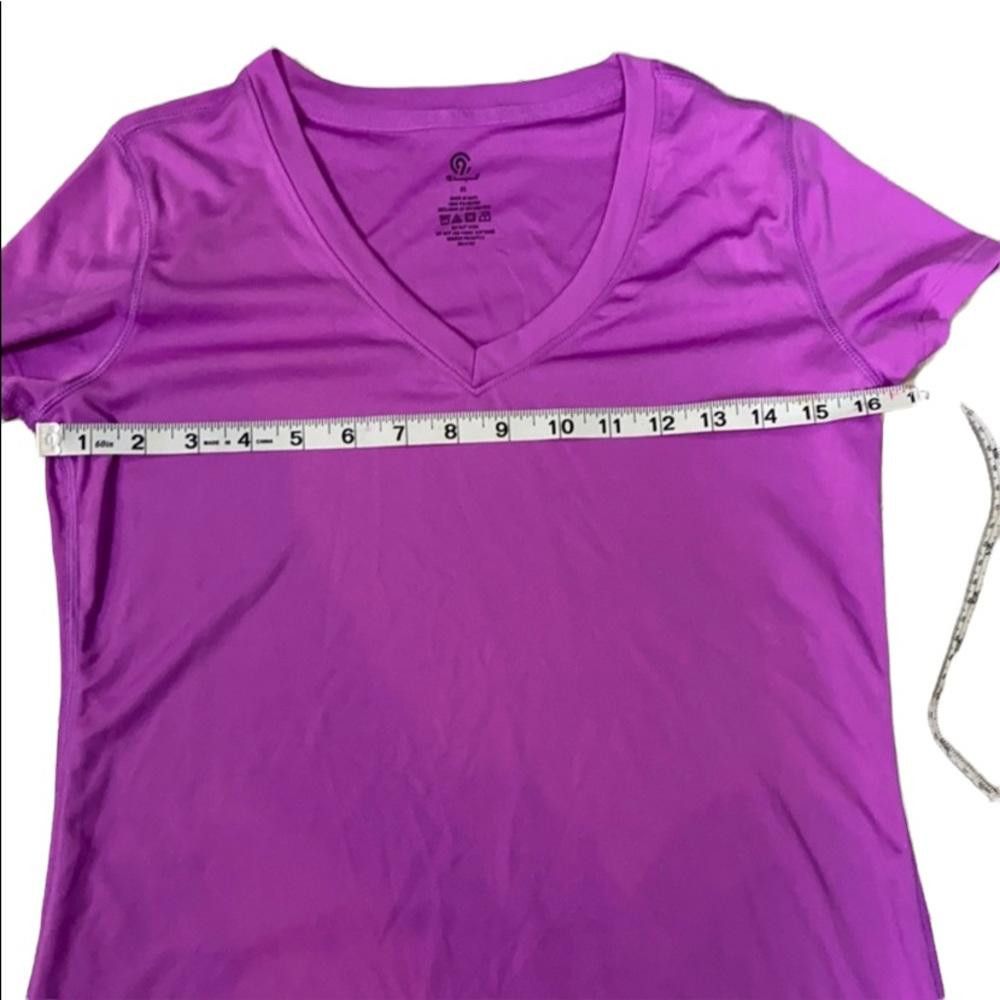 Champion Champion I V-Neck Fuchsia Workout Tee Size XS Size XS / US 0-2 / IT 36-38 - 4 Thumbnail