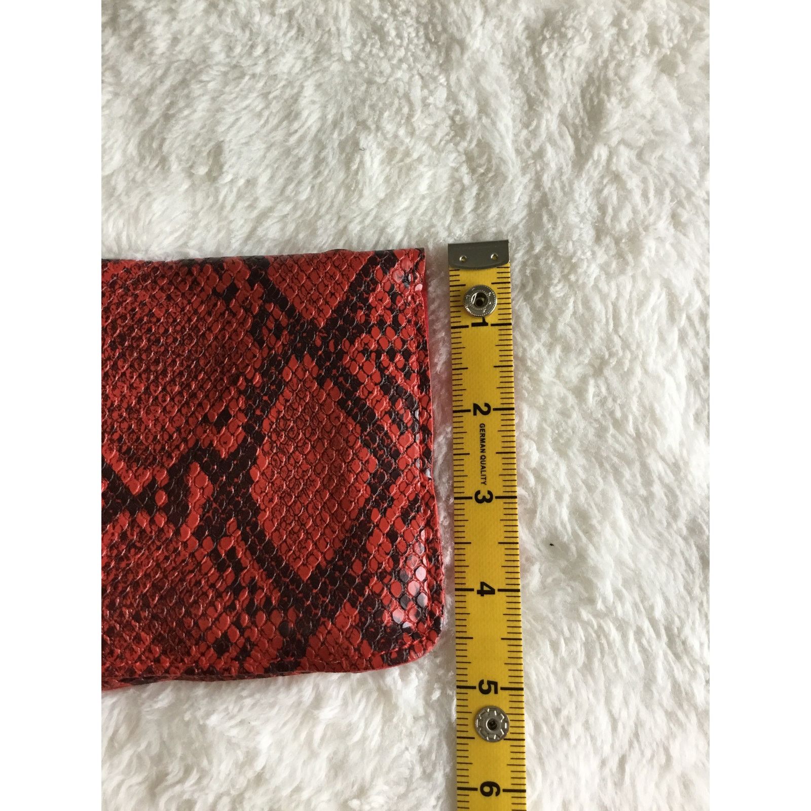 Other Red Faux Snake Leather Metal Rings Gold Chain Crossbody Bag Size ONE SIZE - 7 Thumbnail