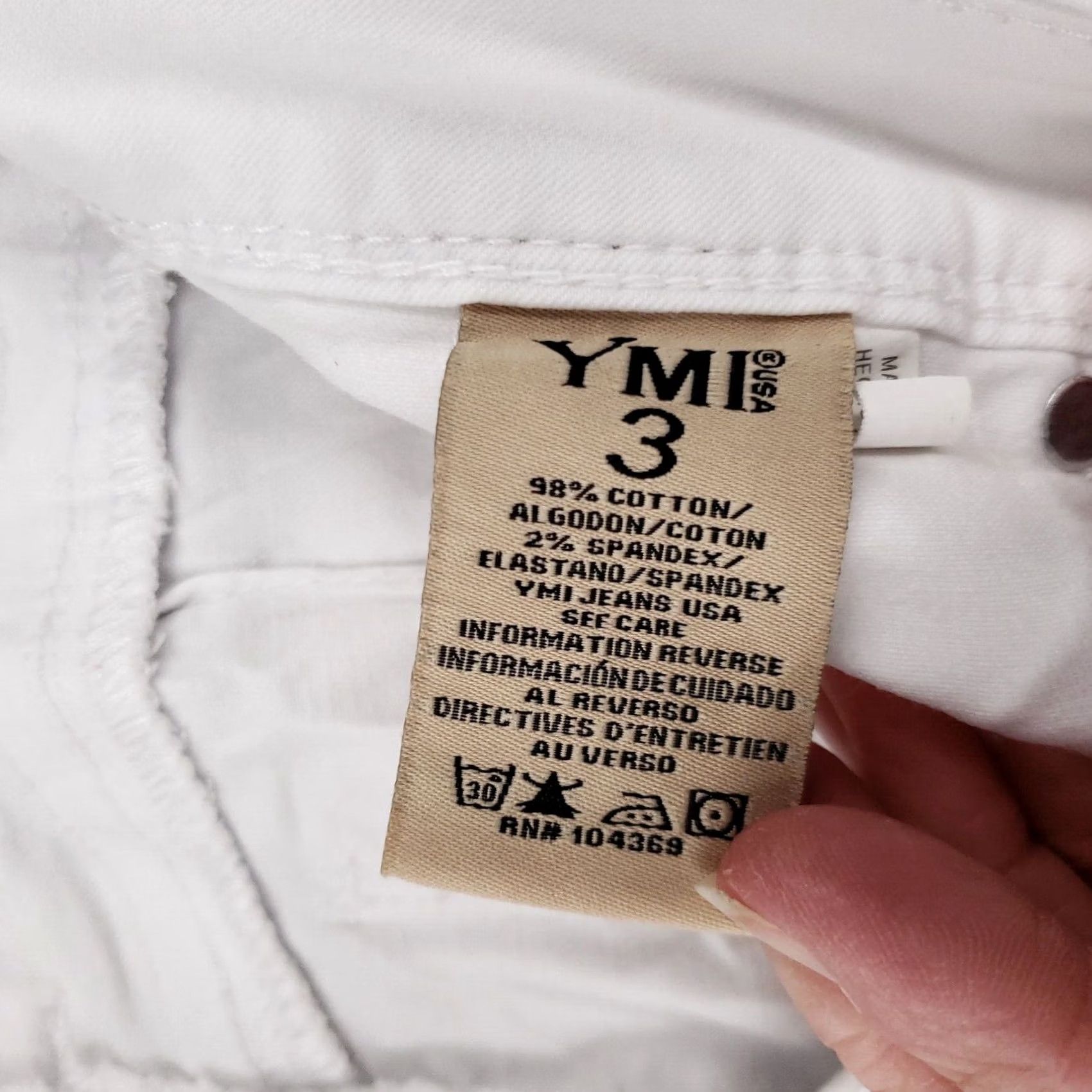 Vintage YMI Jeans Womens 3 Skinny Leg Zip Fly Floral Mid Rise Light Wash White Denim Jeans Women Slim Flower Pattern Cotton Blend White Size 26" / US 2 / IT 38 - 7 Thumbnail