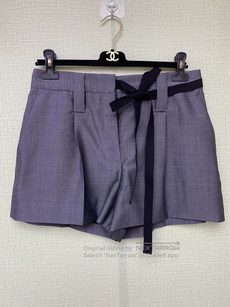 Prada Prada Grey lace-on shorts Size US 26 / EU 42 - 1 Thumbnail