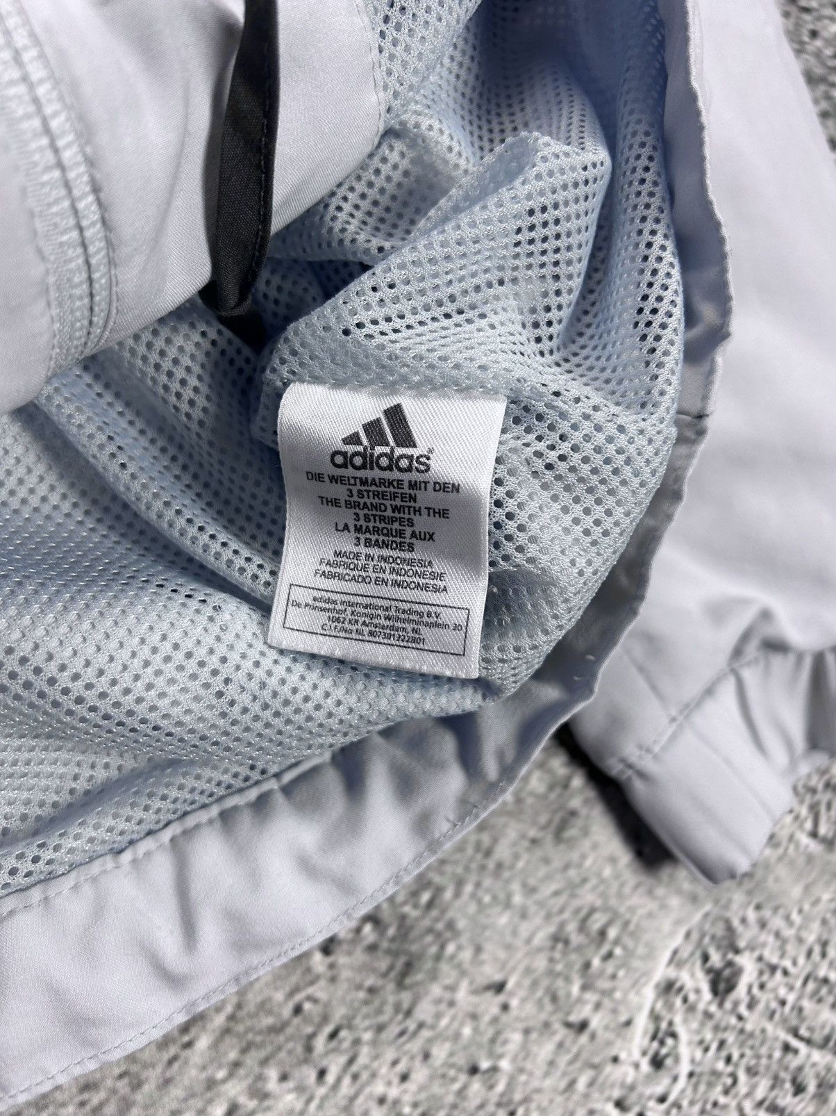 Adidas Adidas track jacket vintage grey Y2K zip nylon Size US S / EU 44-46 / 1 - 6 Thumbnail