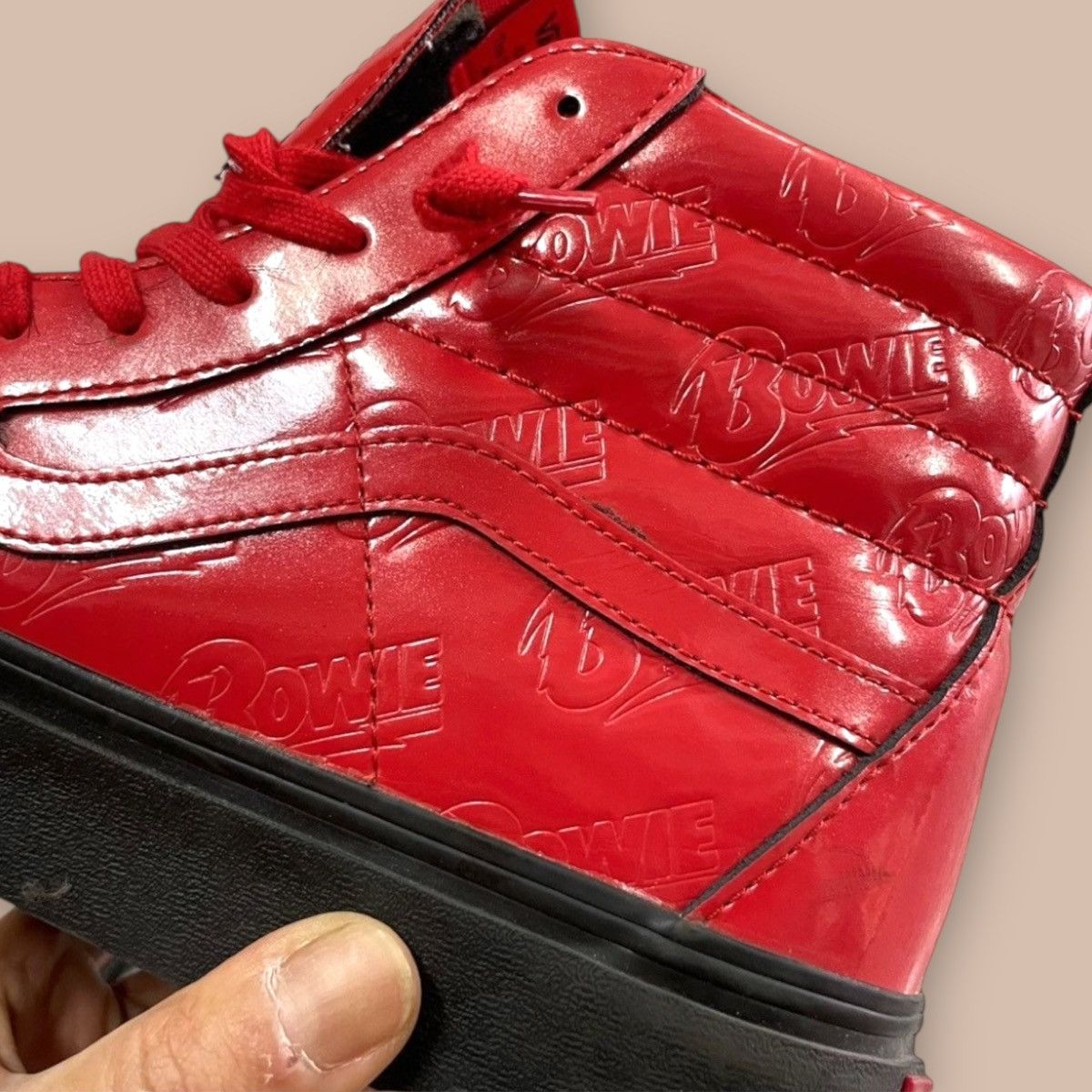 Vans VANS X DAVID BOWIE UA SK8-HI PLATFORM 2.0 Size US 11 / EU 44 - 12 Thumbnail